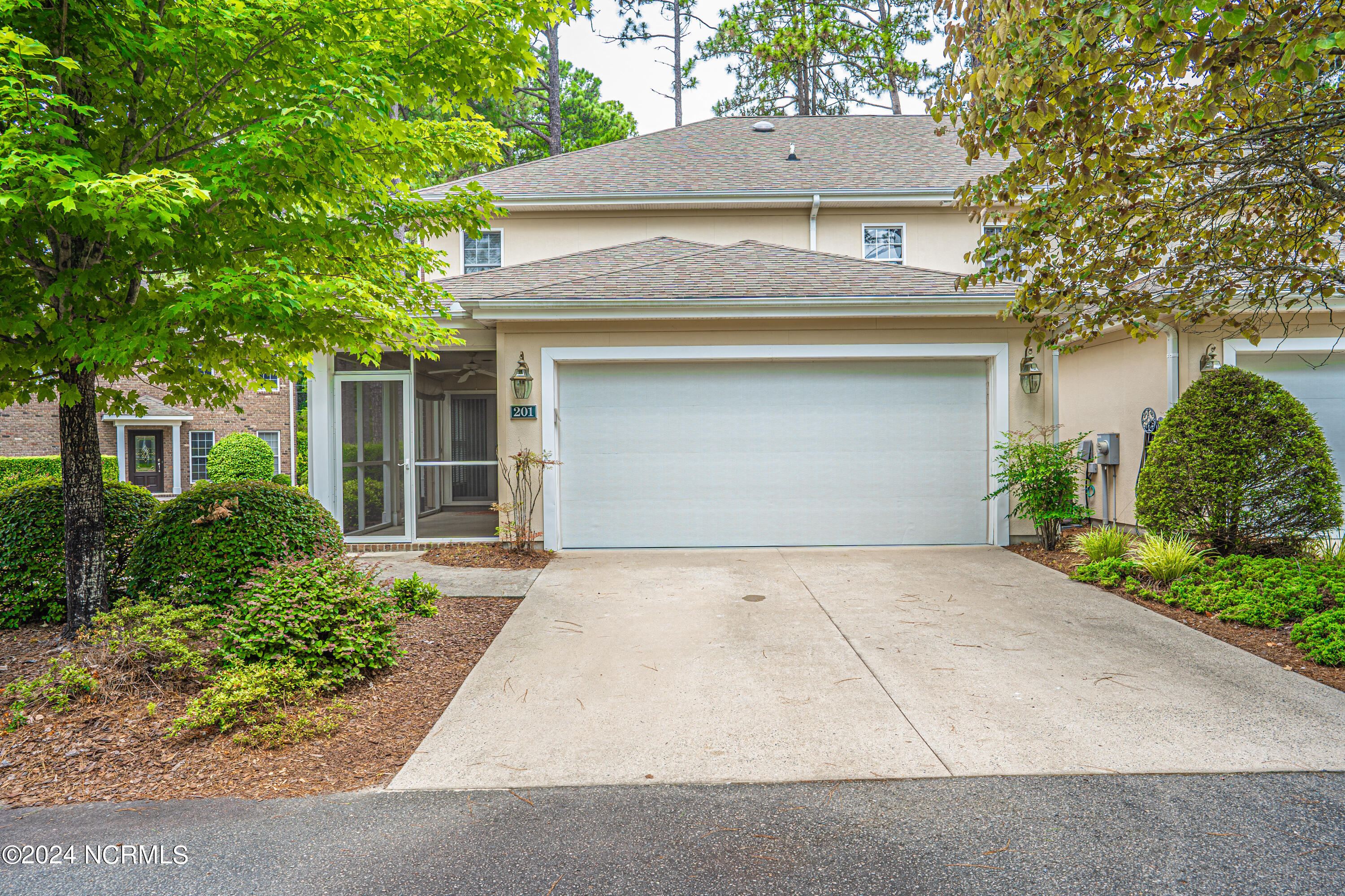 201 Longwood Place