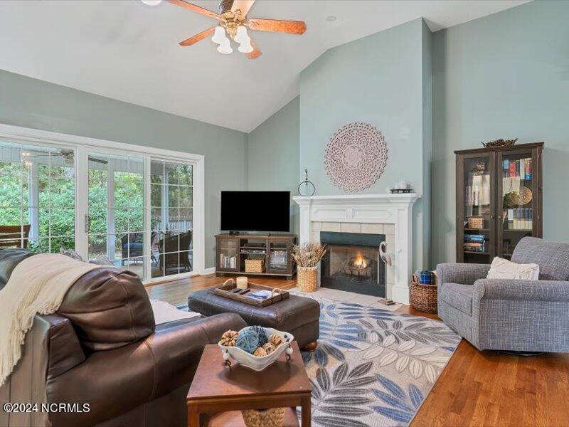 95 Lake Shore Drive