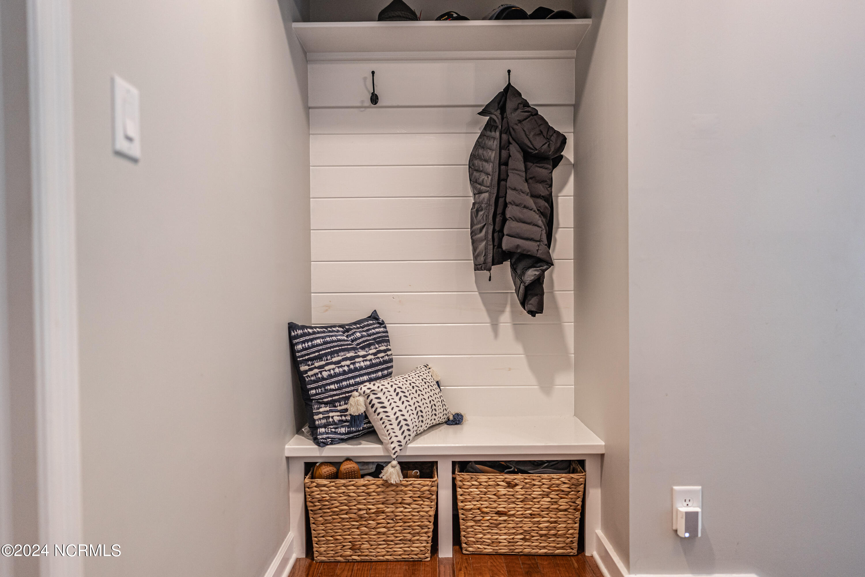 28 S Lakeshore Drive