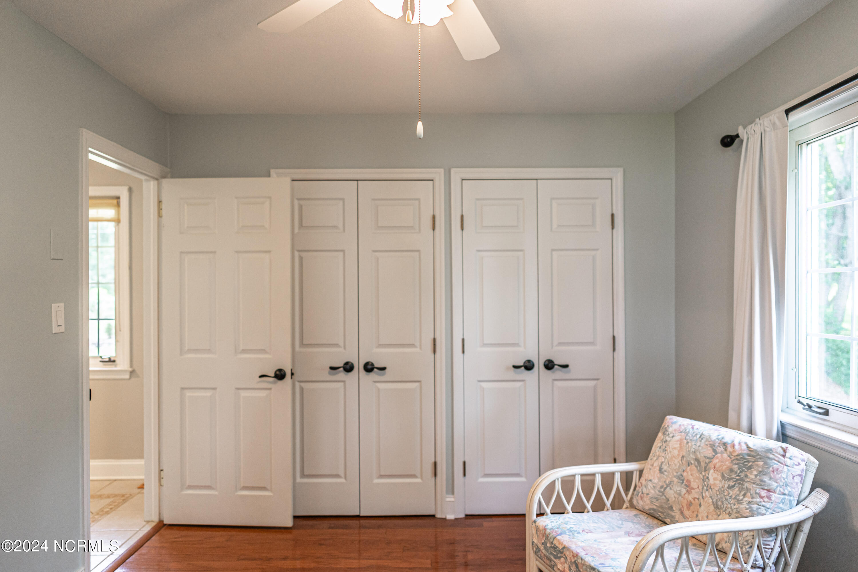 28 S Lakeshore Drive