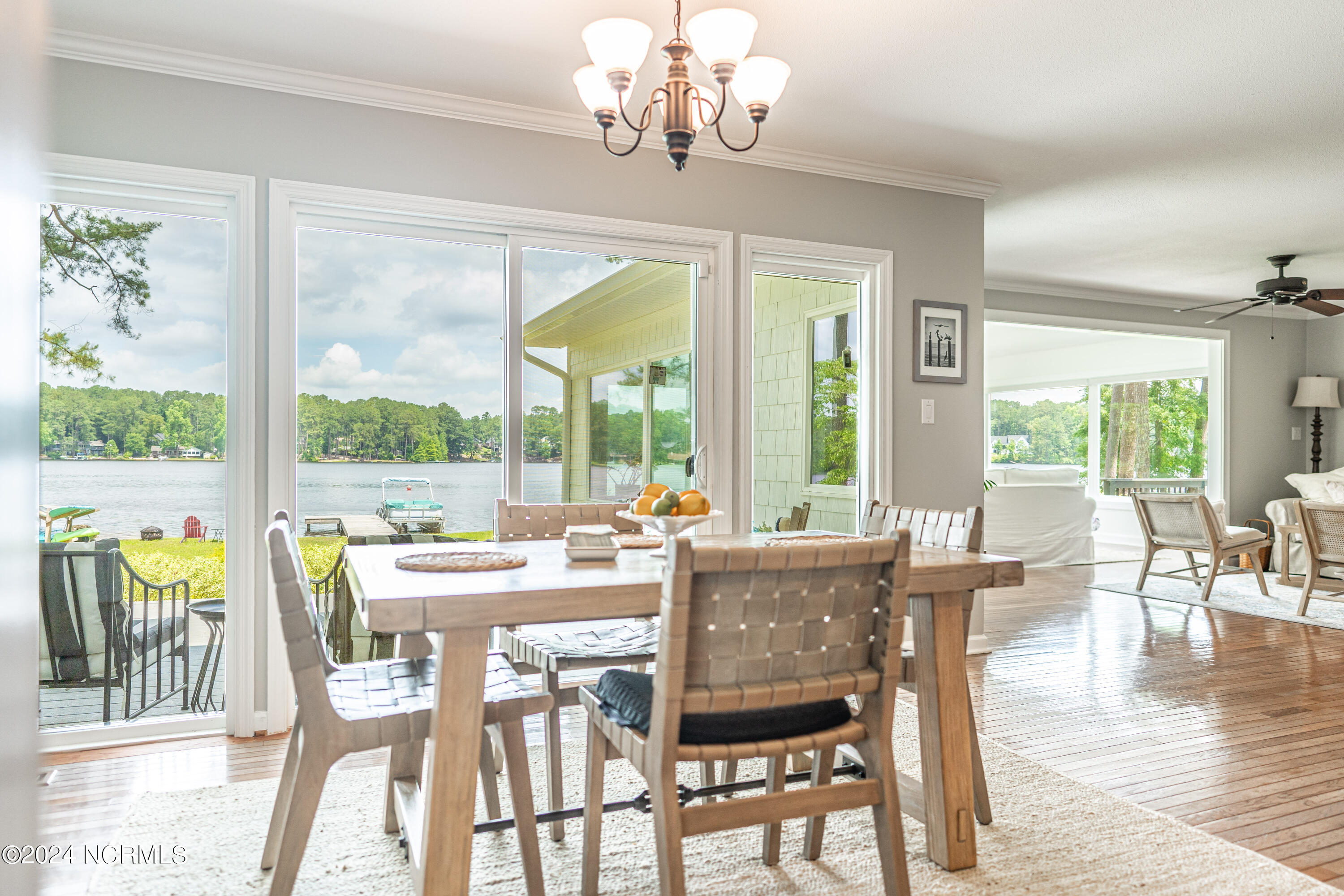 28 S Lakeshore Drive