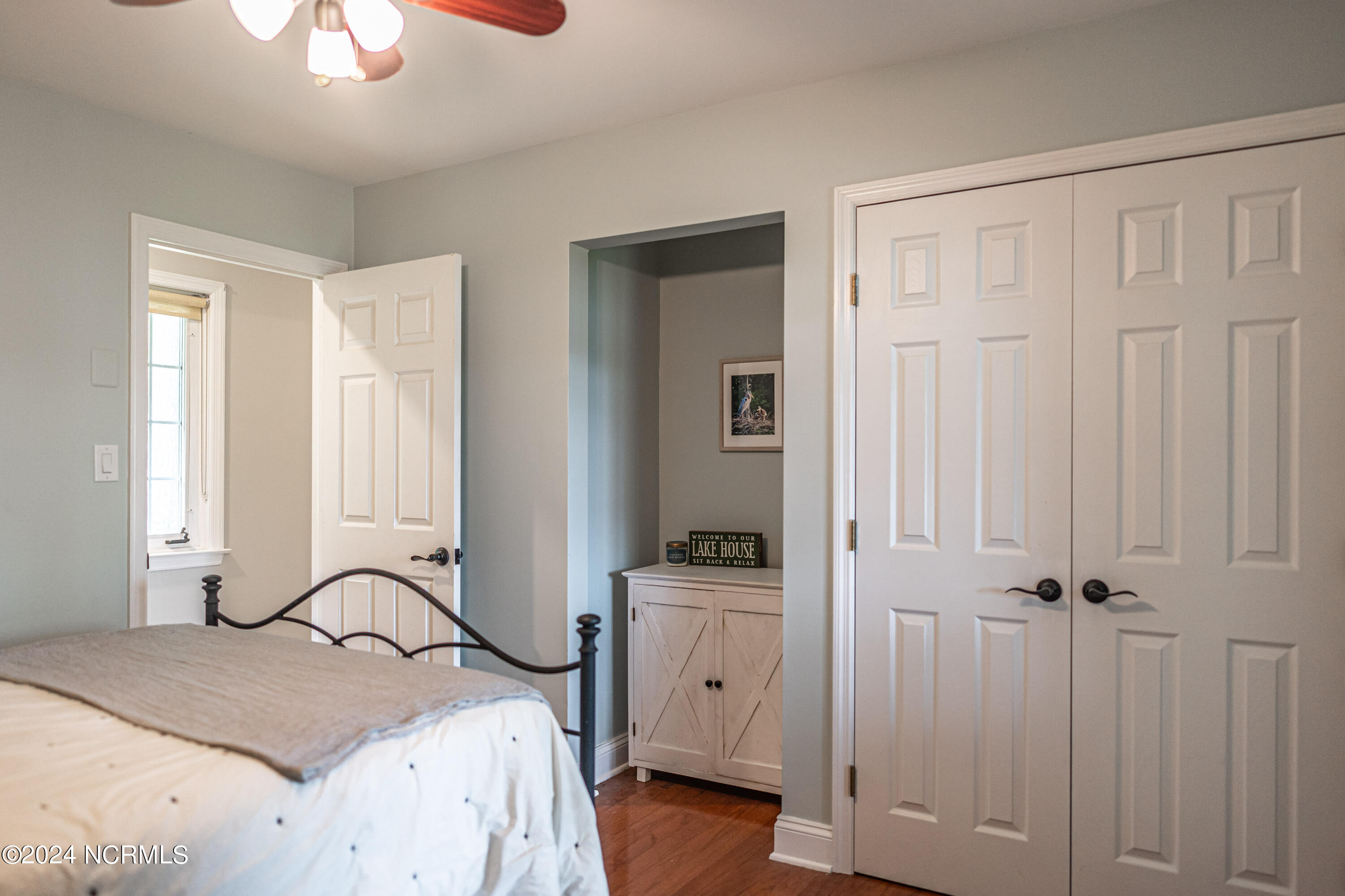 28 S Lakeshore Drive