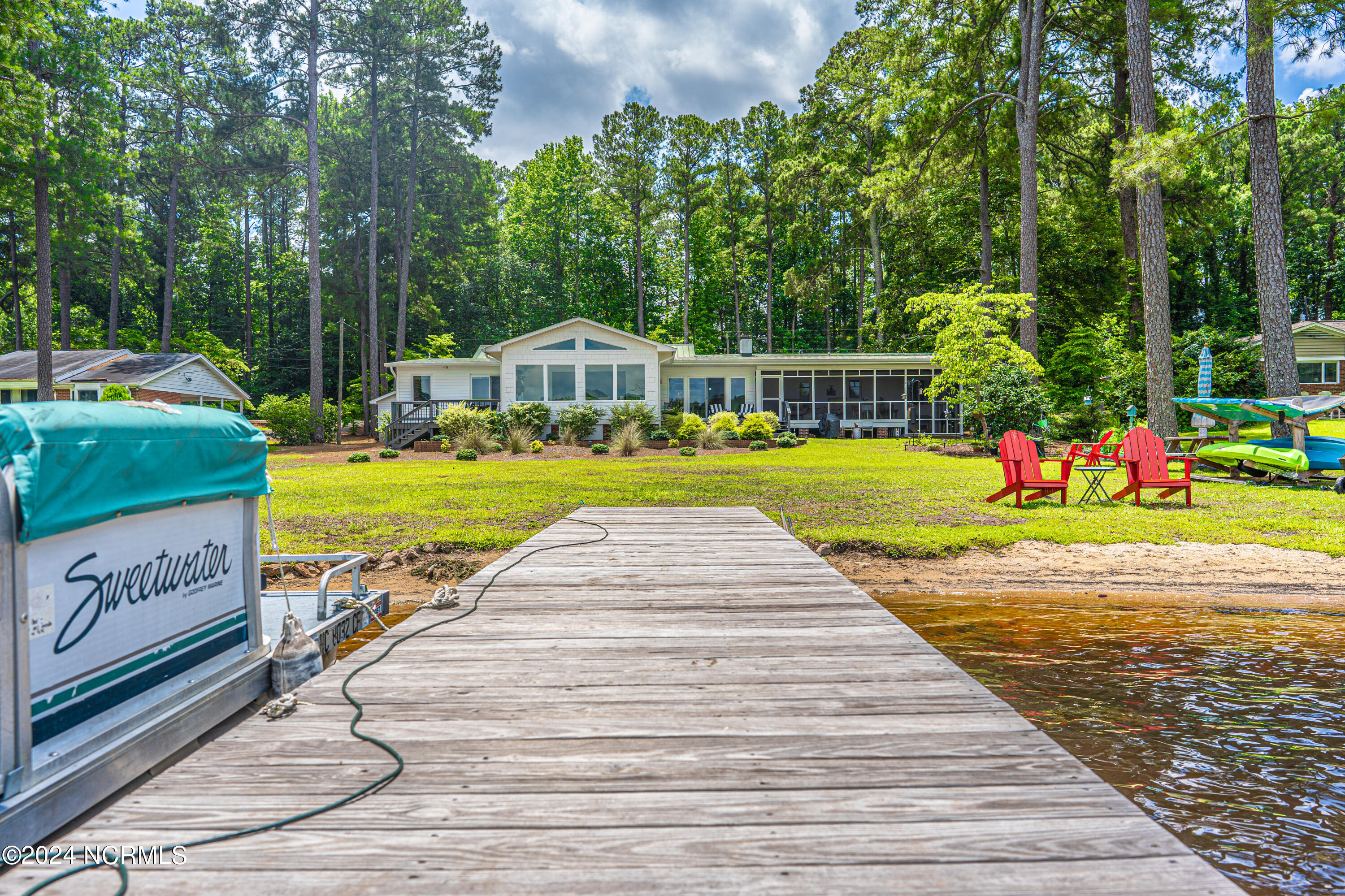 28 S Lakeshore Drive