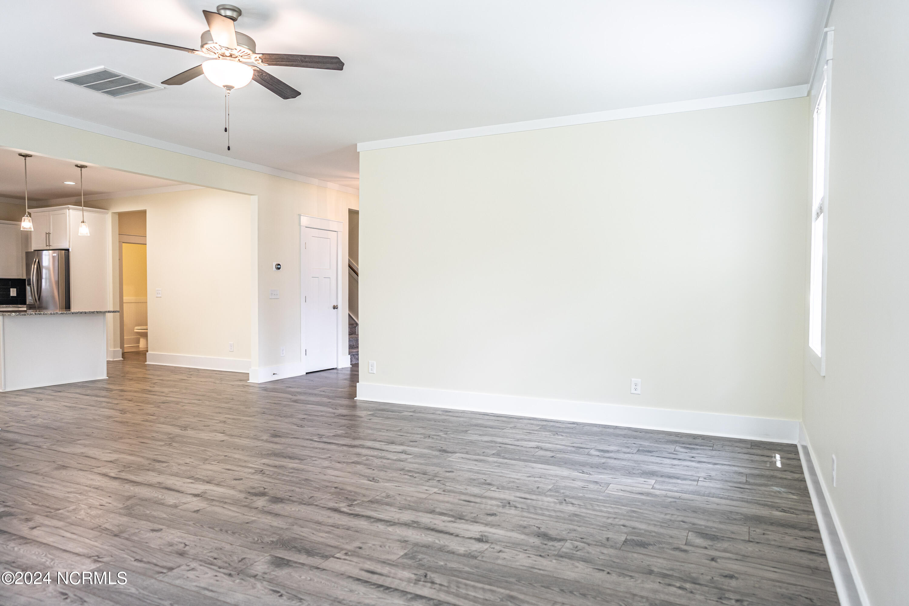 712 Winds Way