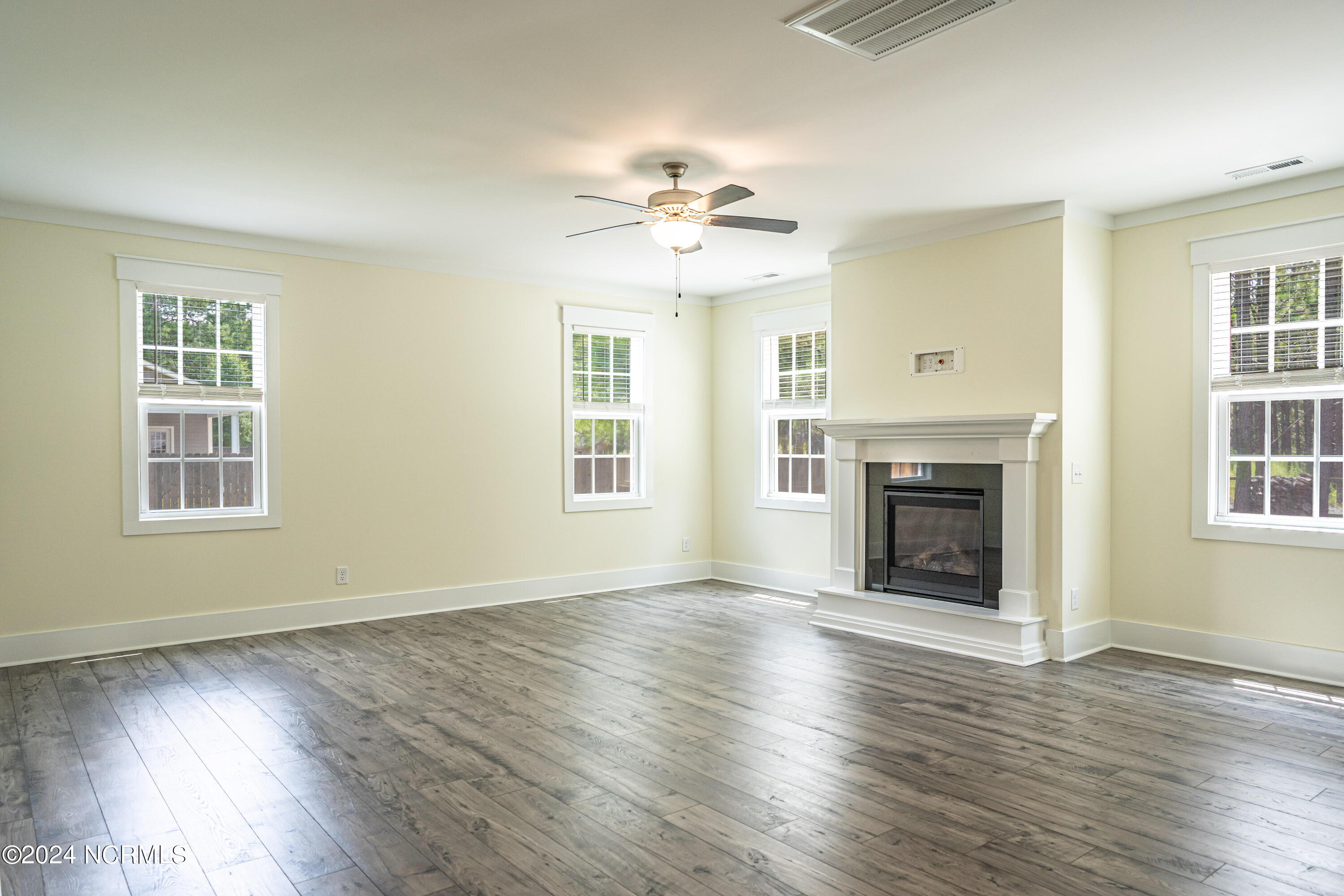 712 Winds Way