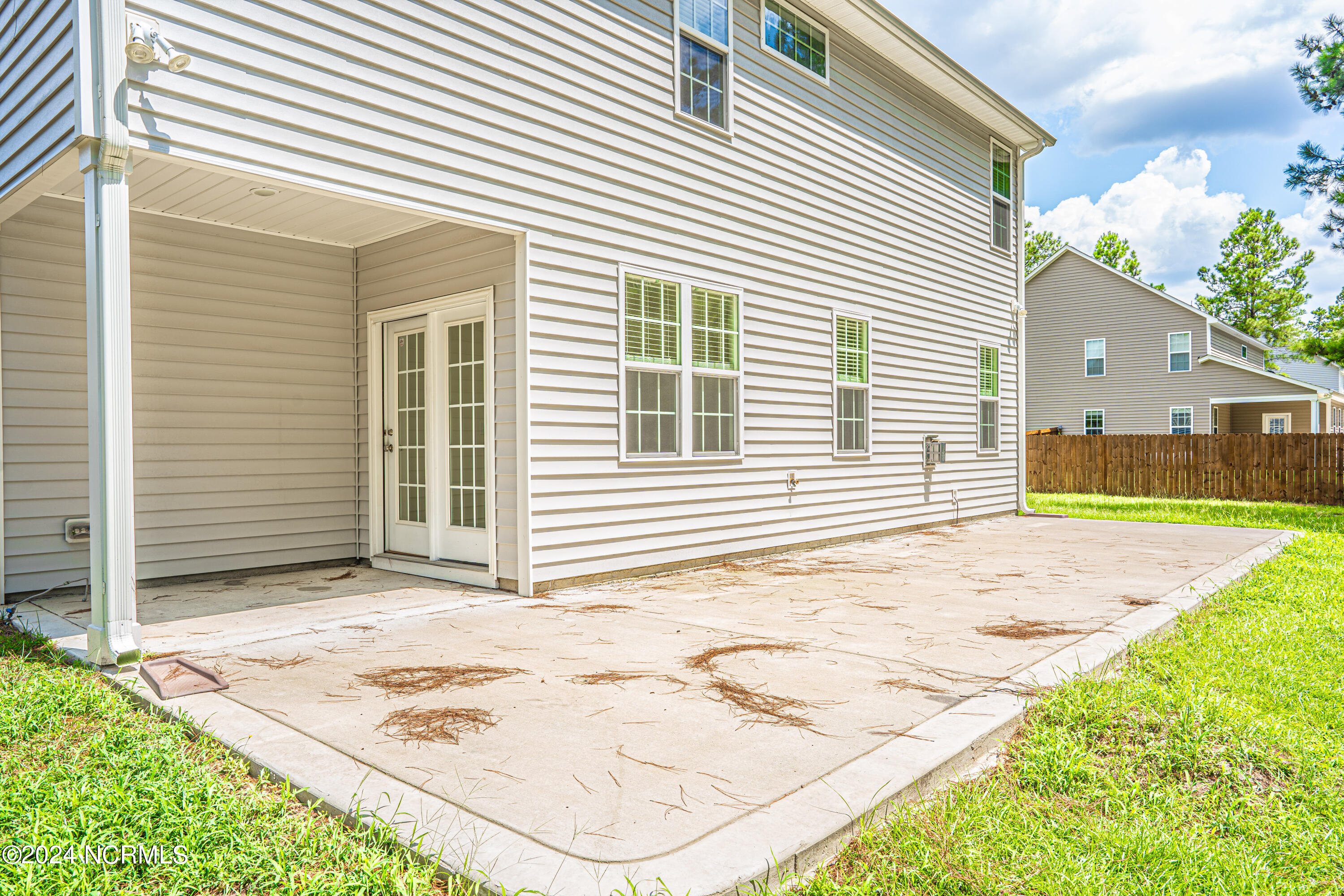 712 Winds Way