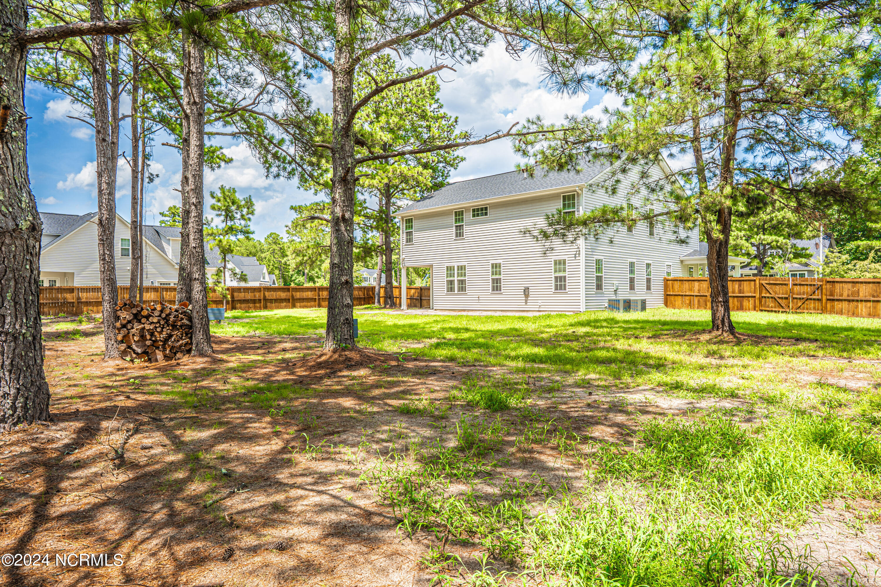 712 Winds Way
