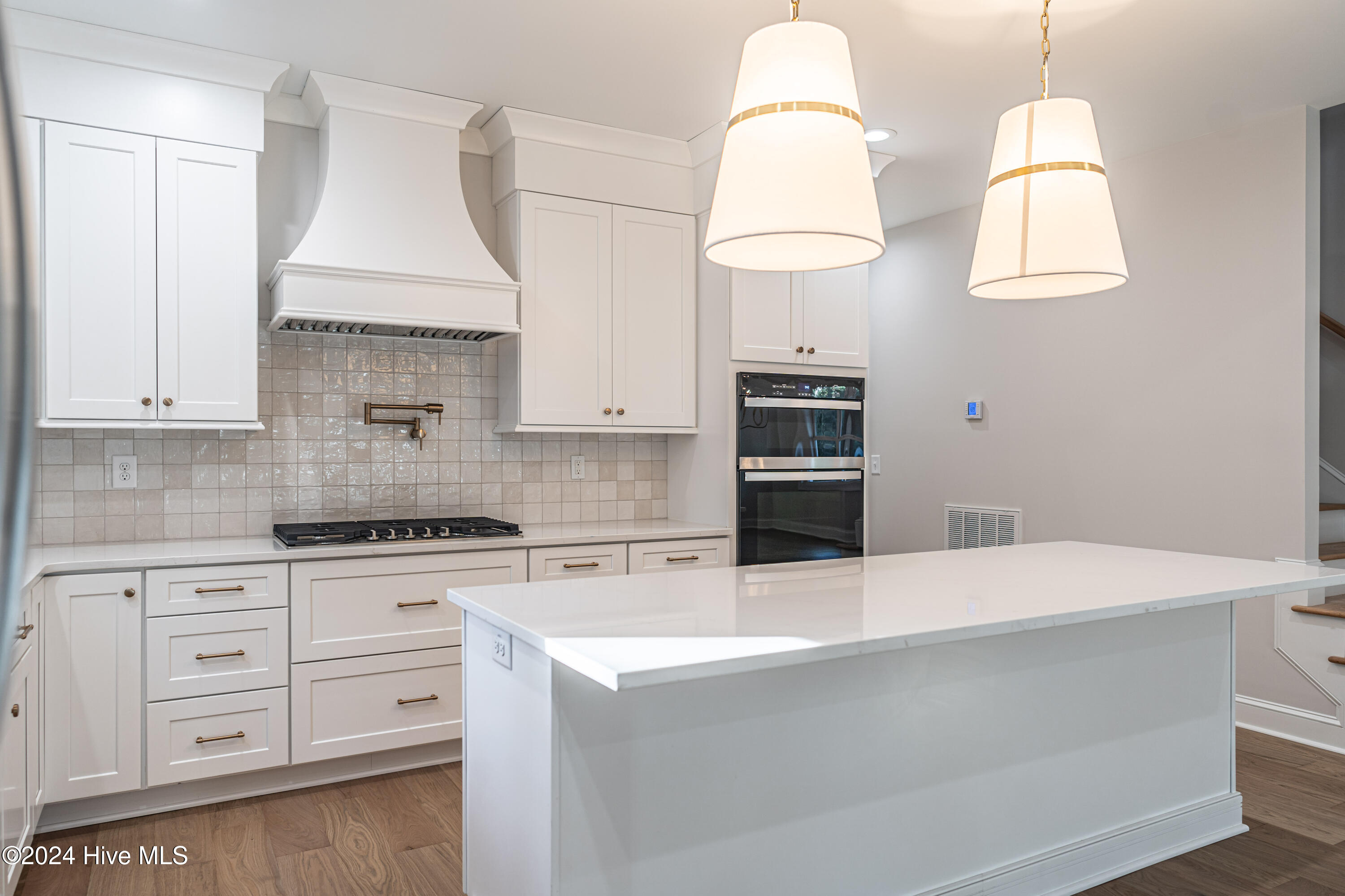 4 Maidstone Court
