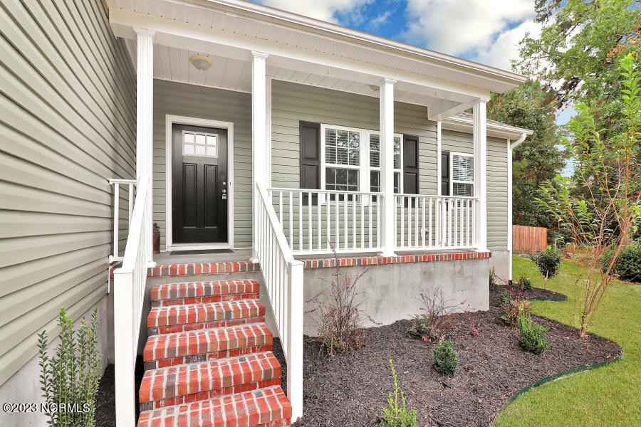 2 Sawmill Court