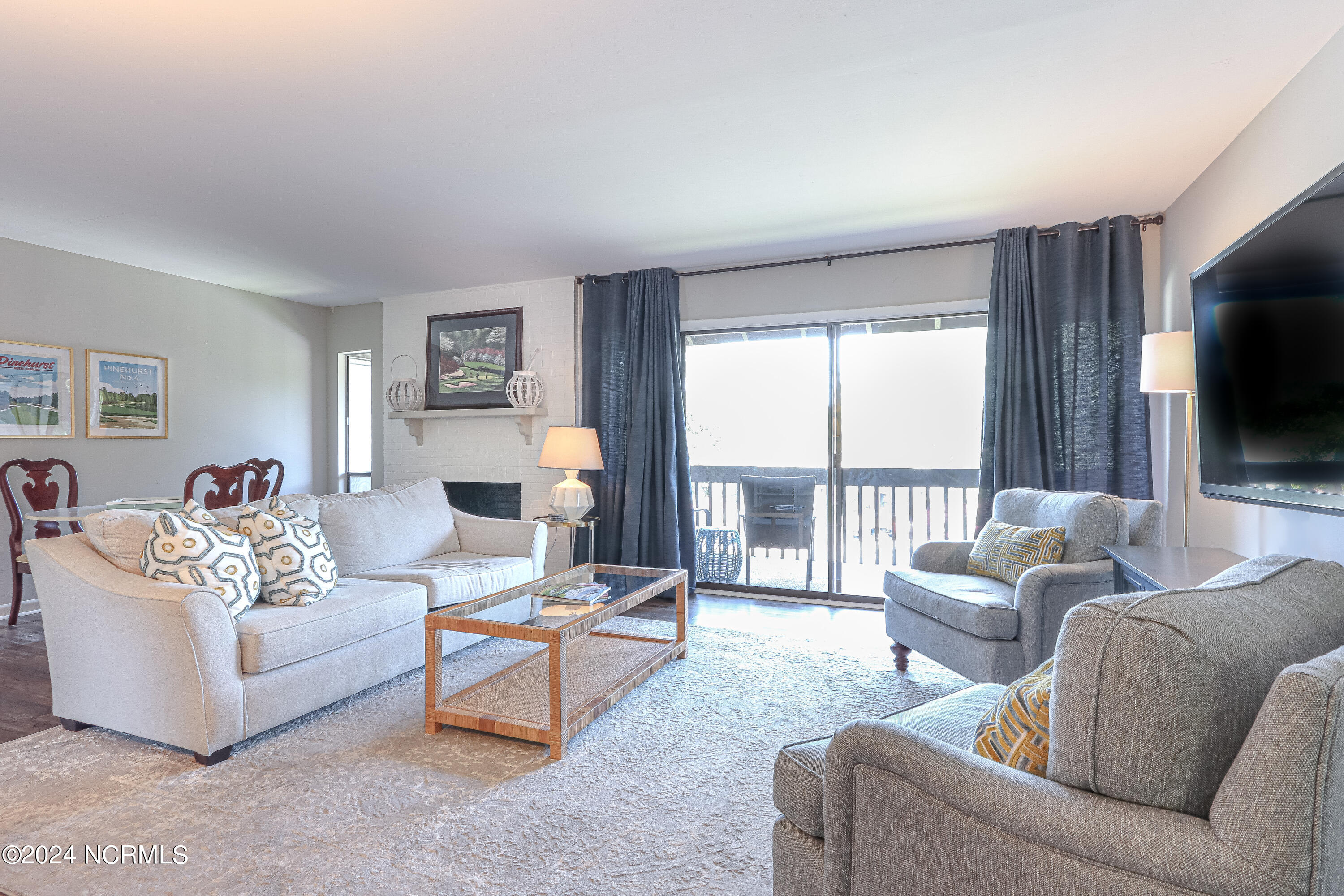 250 Sugar Gum Lane 256