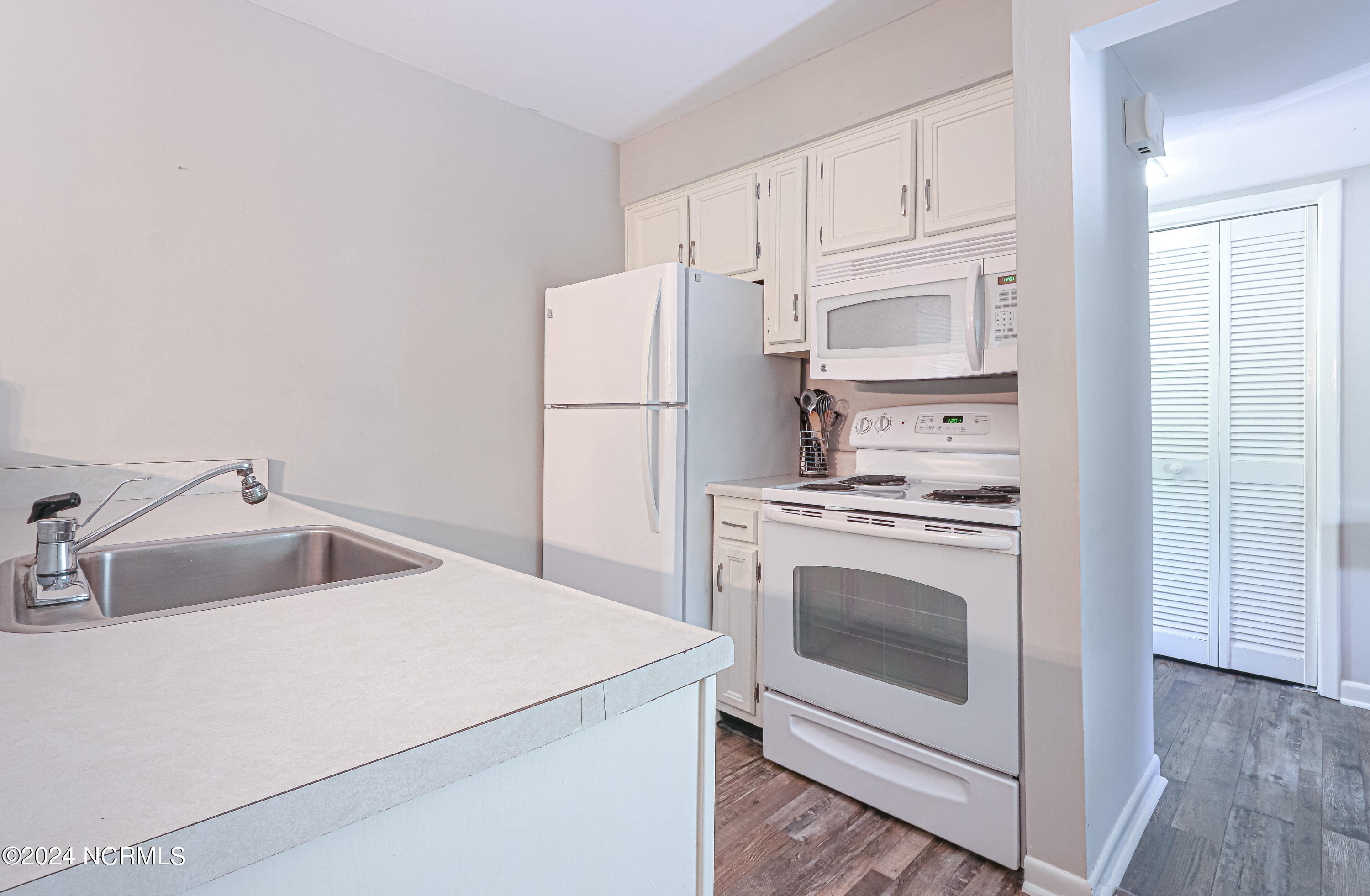 250 Sugar Gum Lane 256