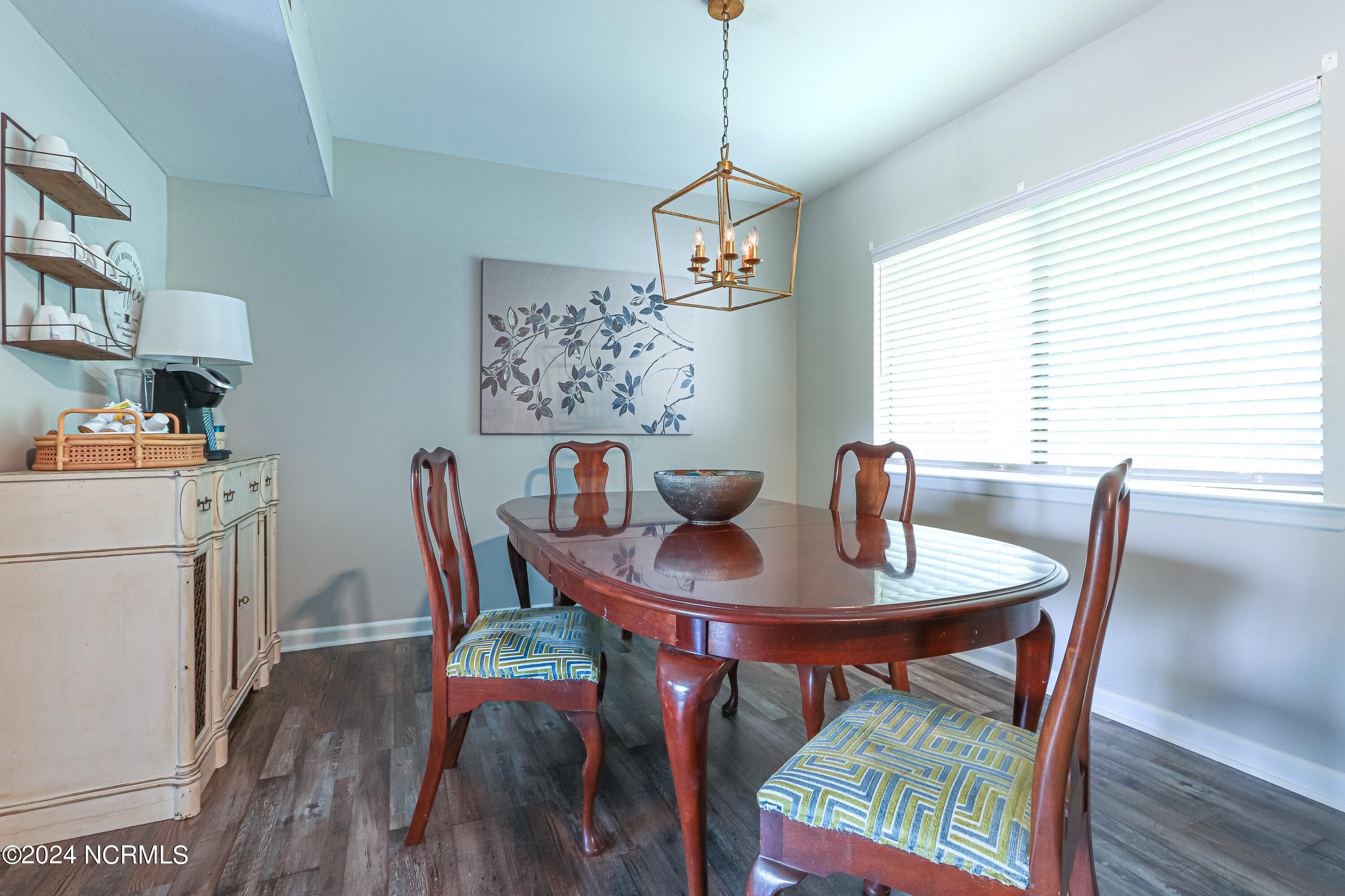 250 Sugar Gum Lane 256