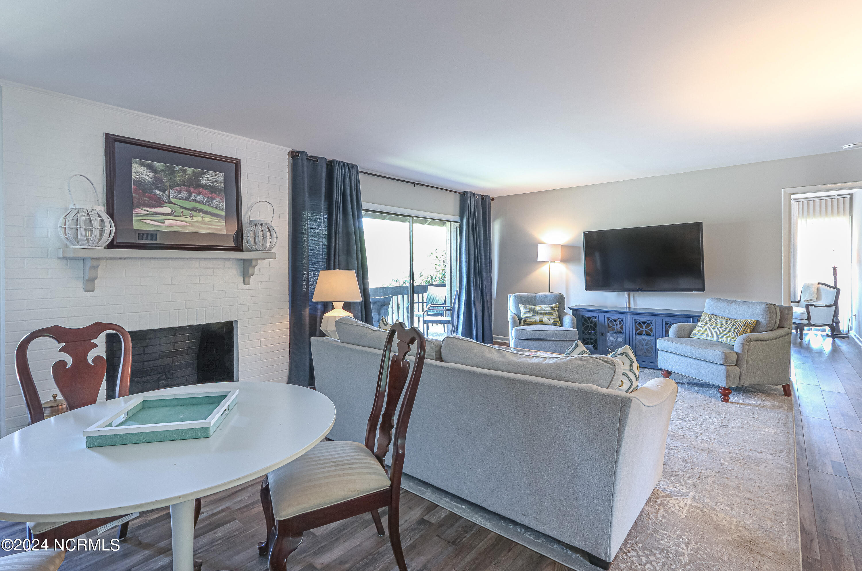 250 Sugar Gum Lane 256