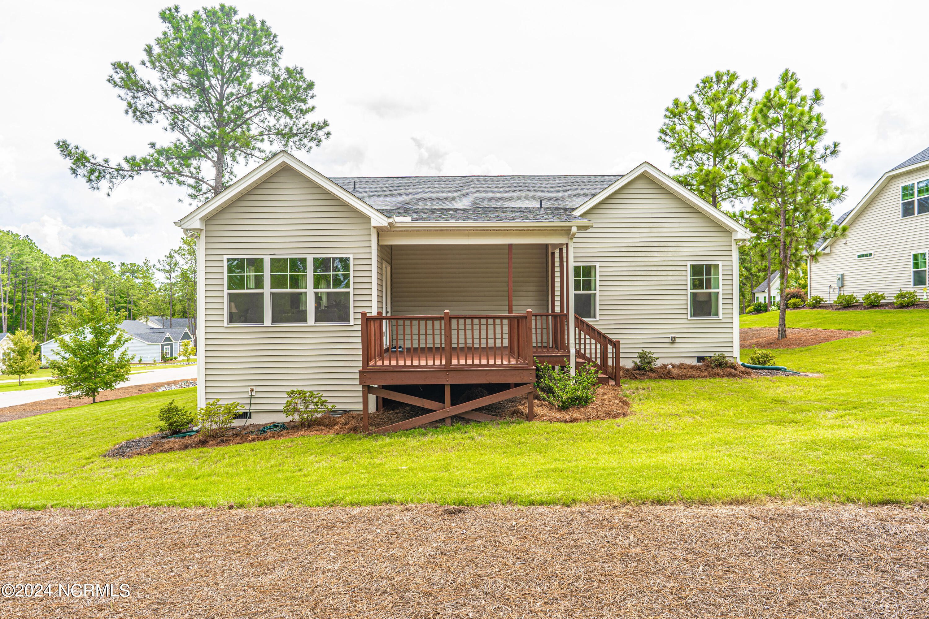 533 Pondpine Lane