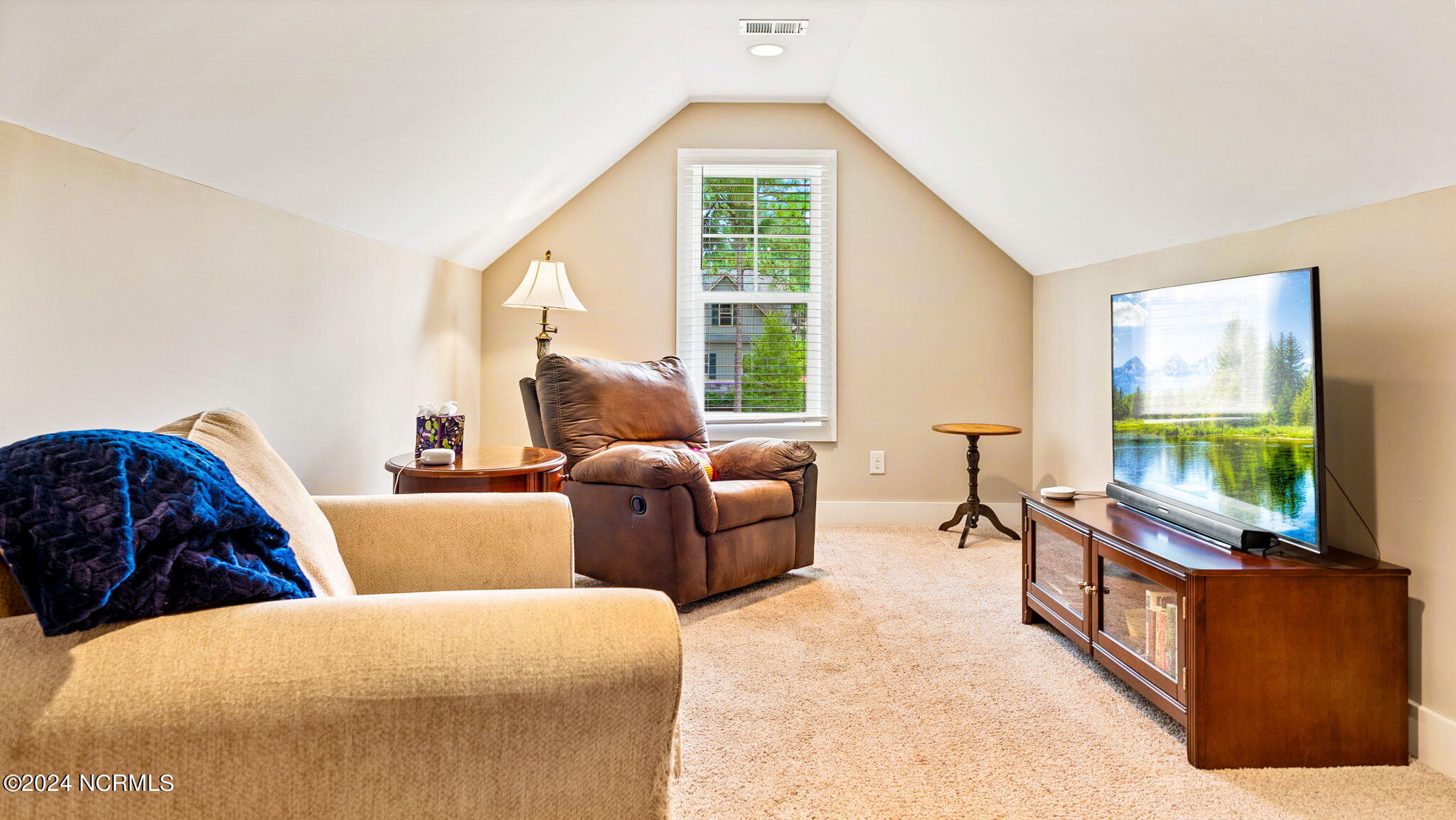 244 Rothbury Drive