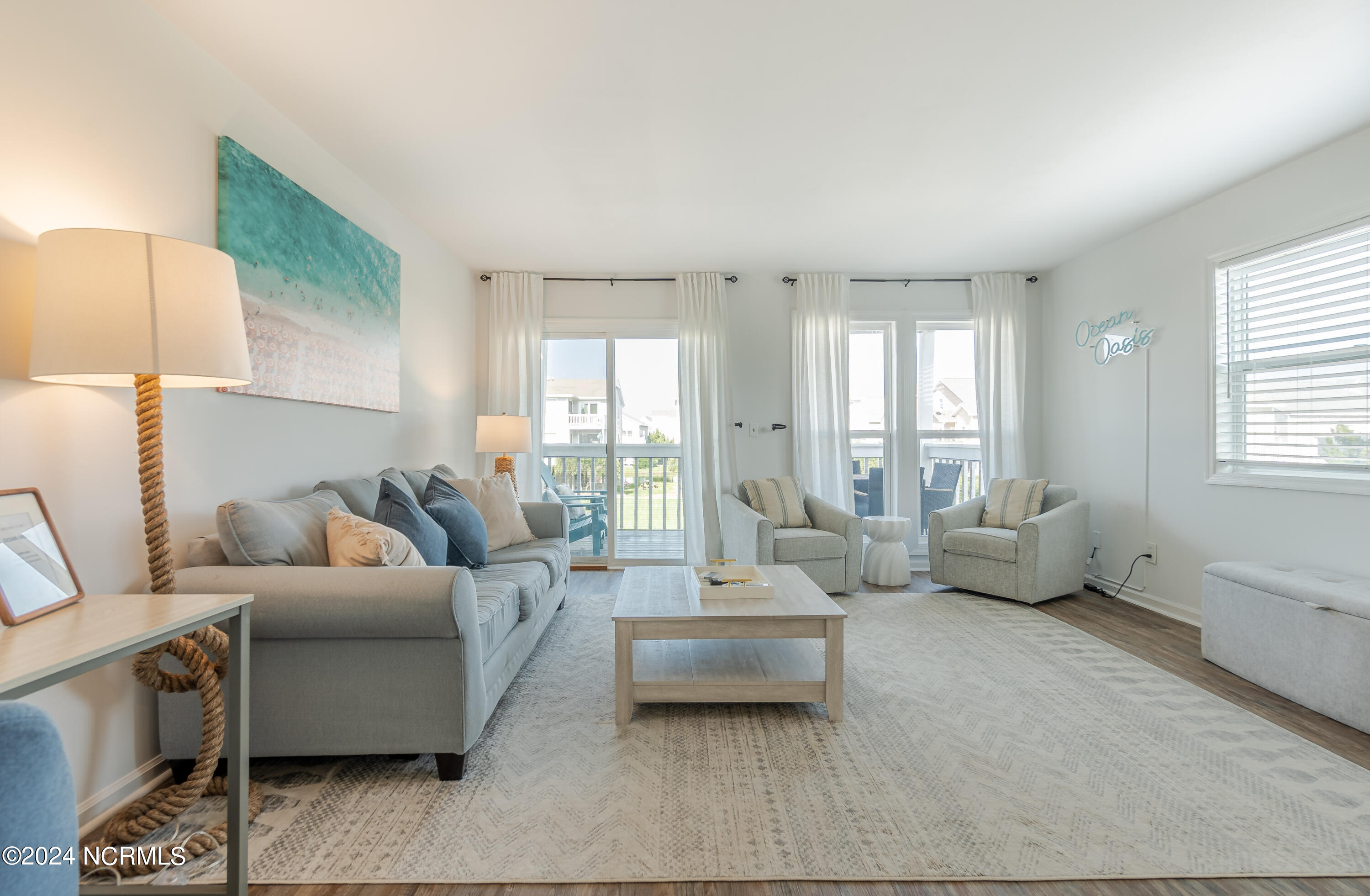 2 Seabrook Road B4 B4