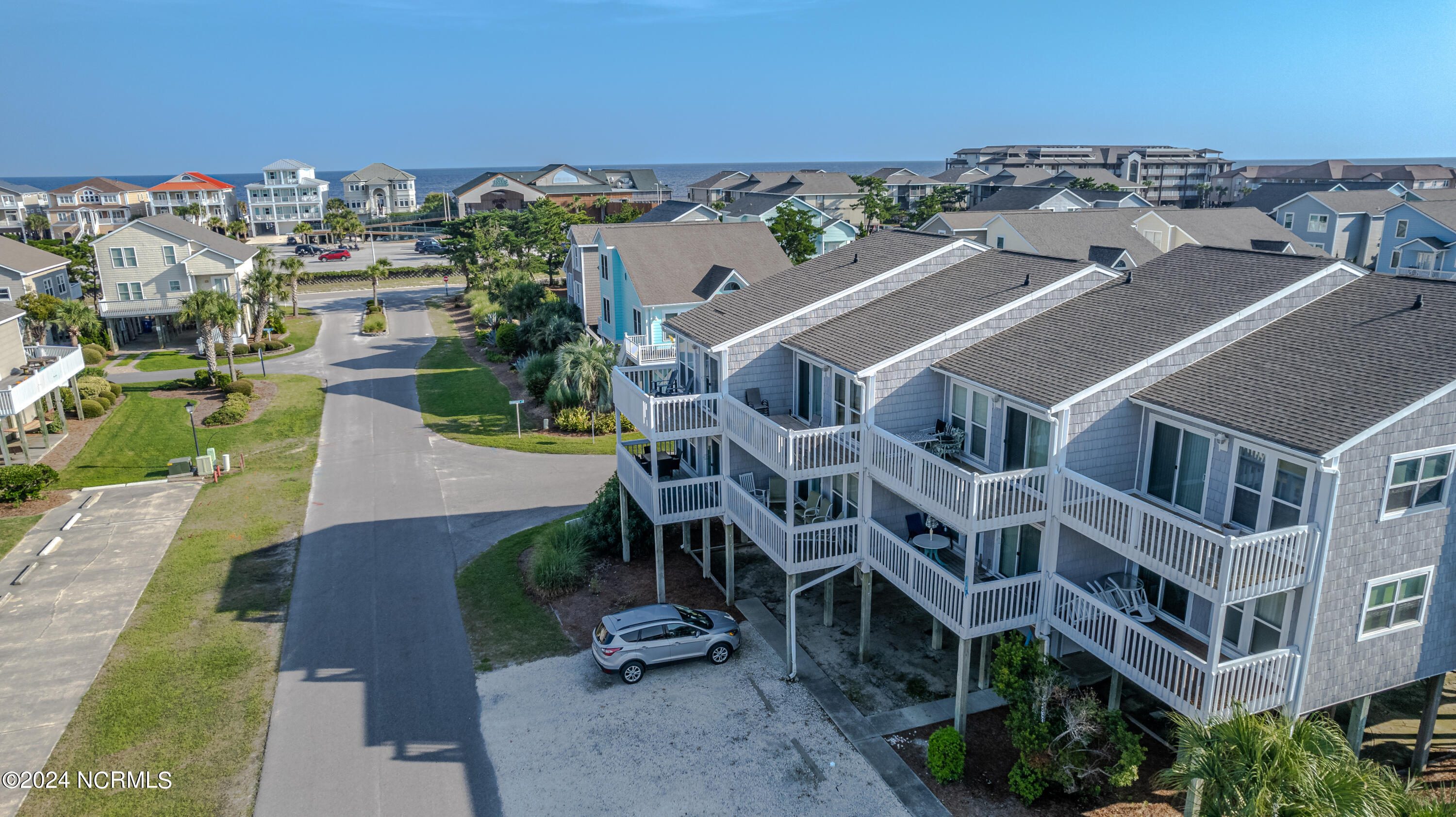 2 Seabrook Road B4 B4