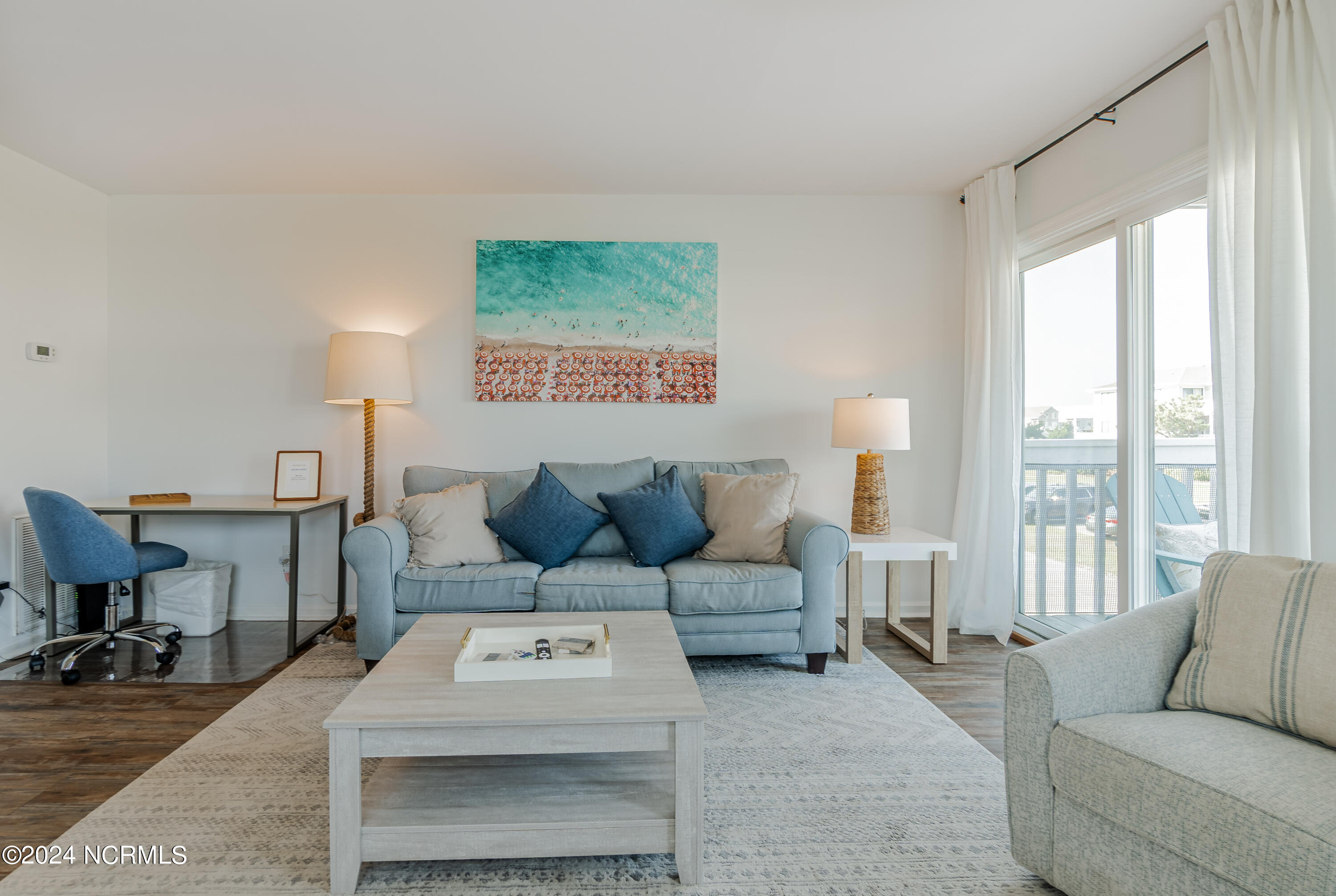 2 Seabrook Road B4 B4