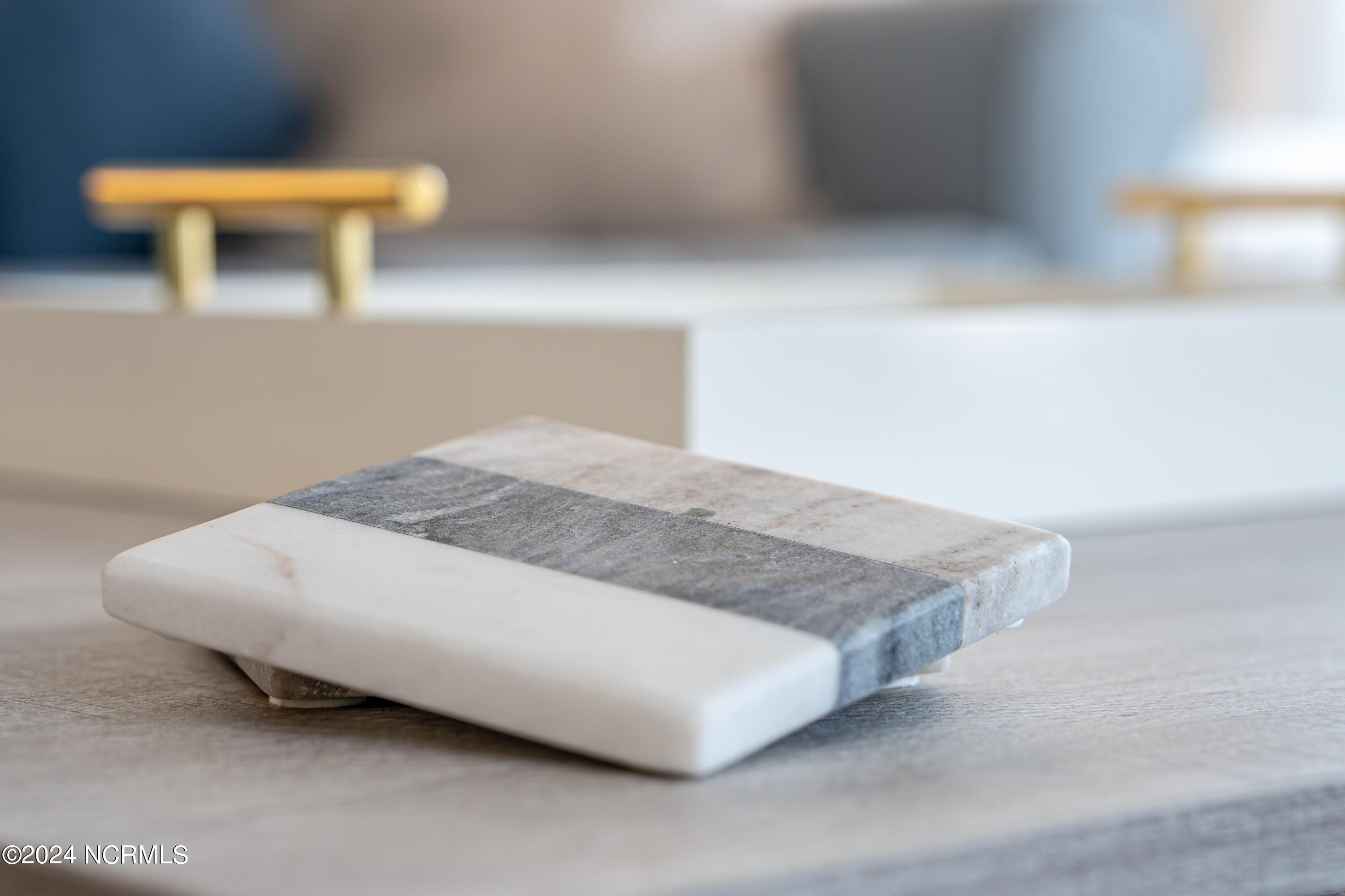 2 Seabrook Road B4 B4