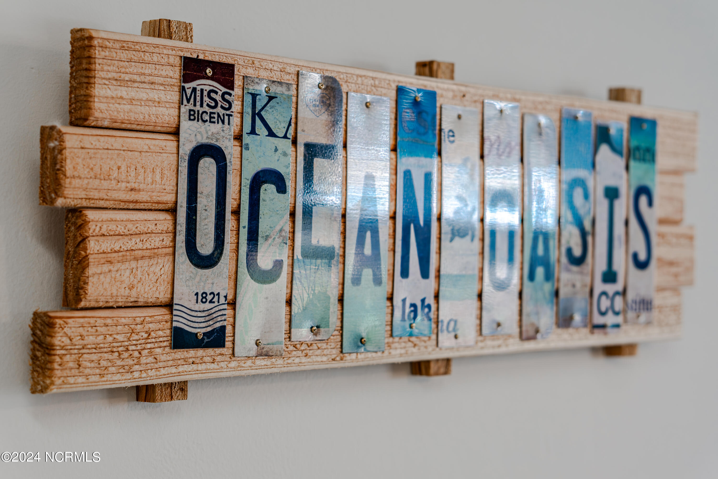 2 Seabrook Road B4 B4