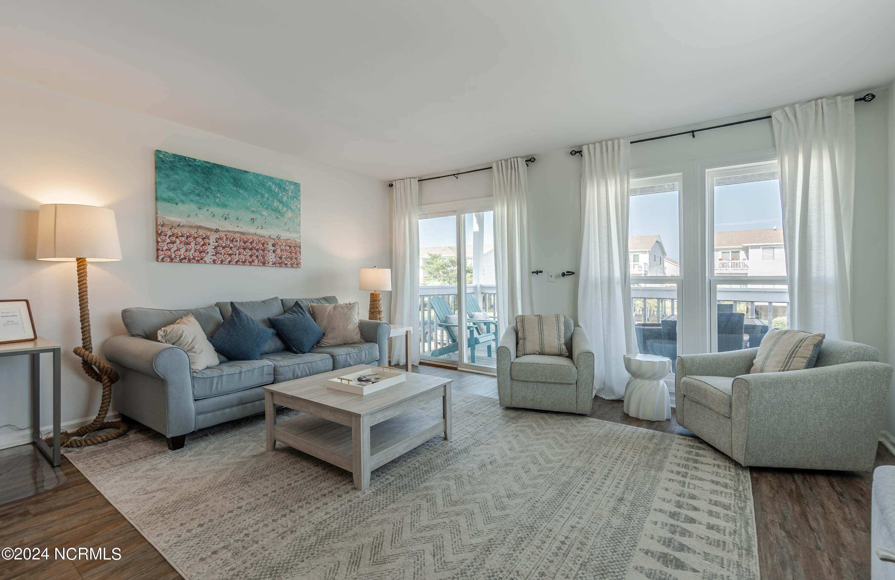 2 Seabrook Road B4 B4