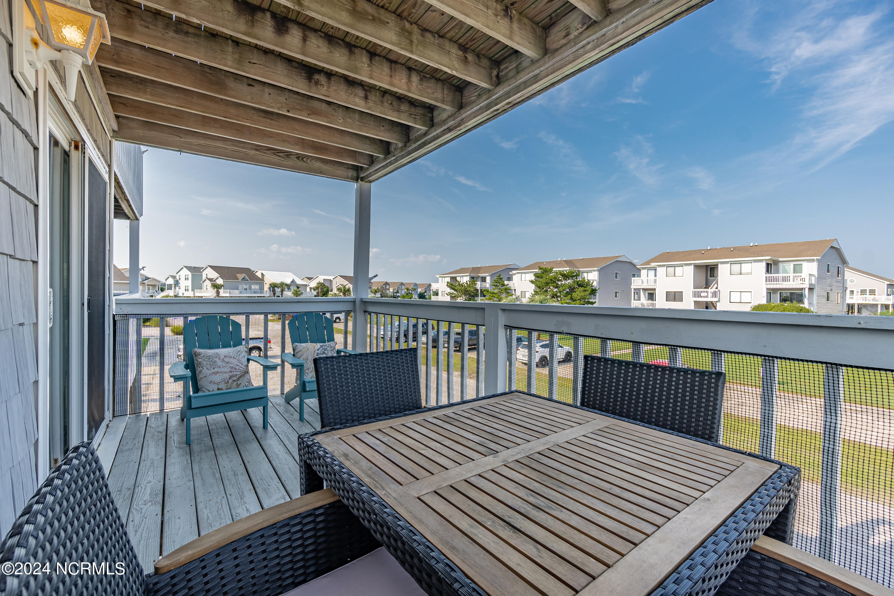 2 Seabrook Road B4 B4