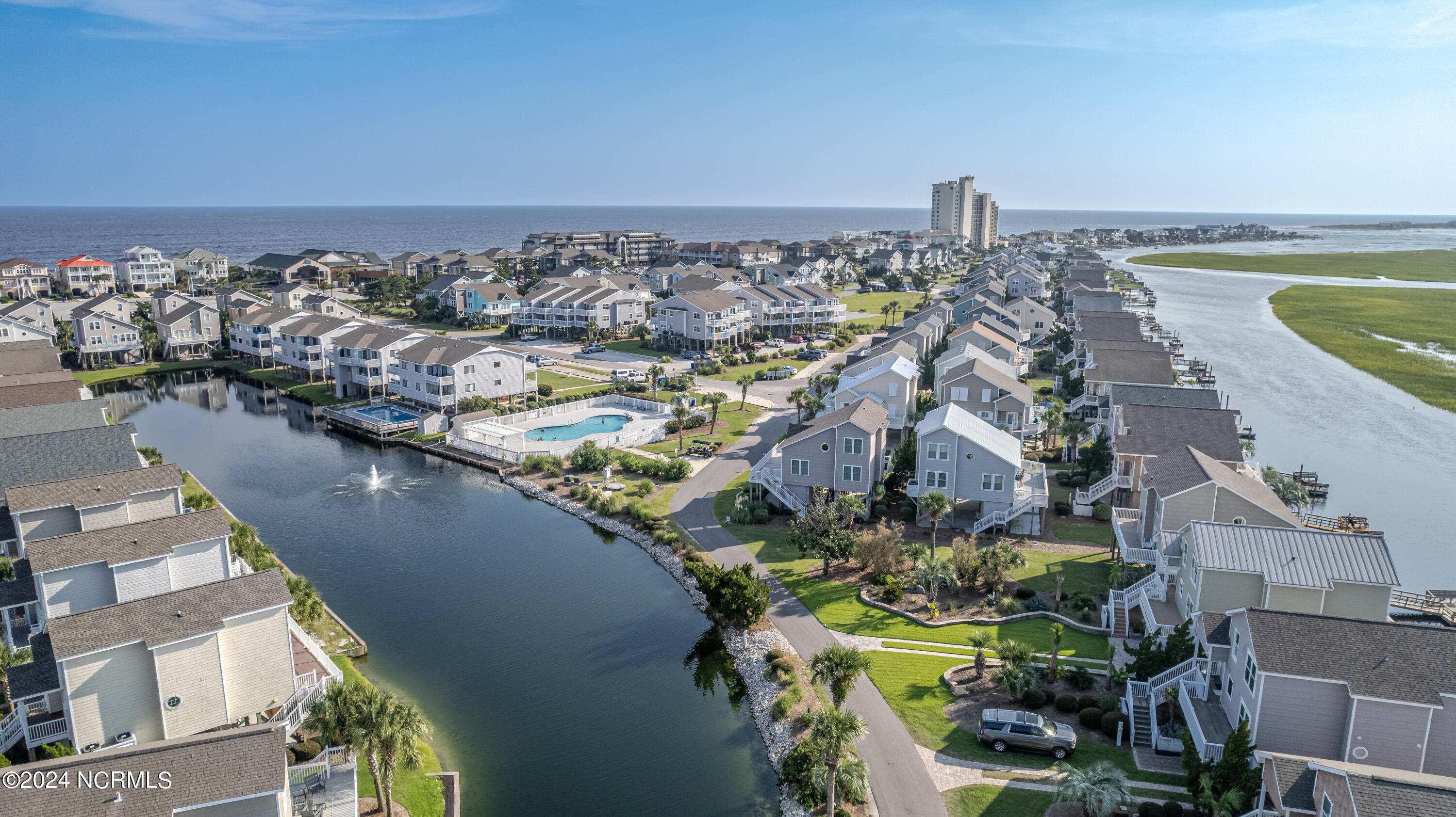 2 Seabrook Road B4 B4