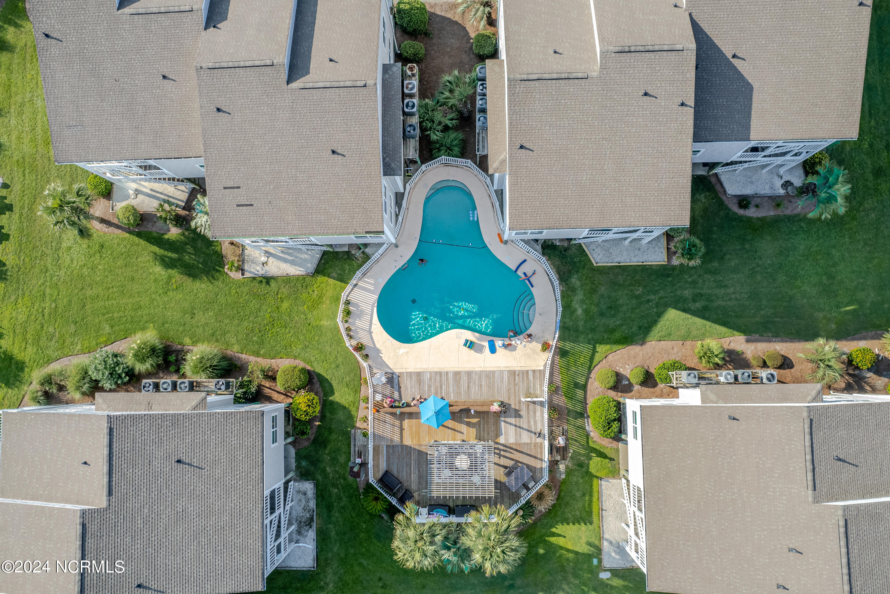 2 Seabrook Road B4 B4