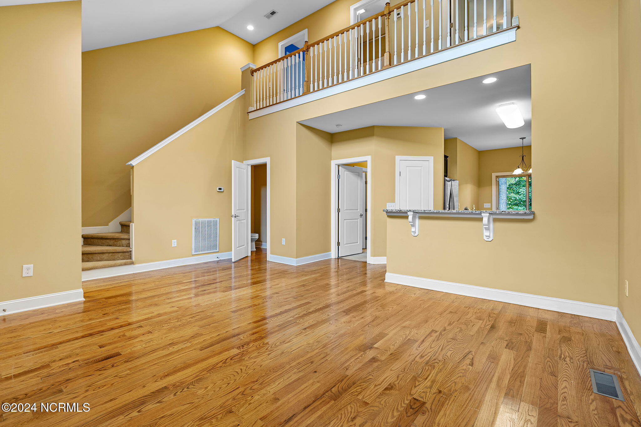 76 Cypress Creek