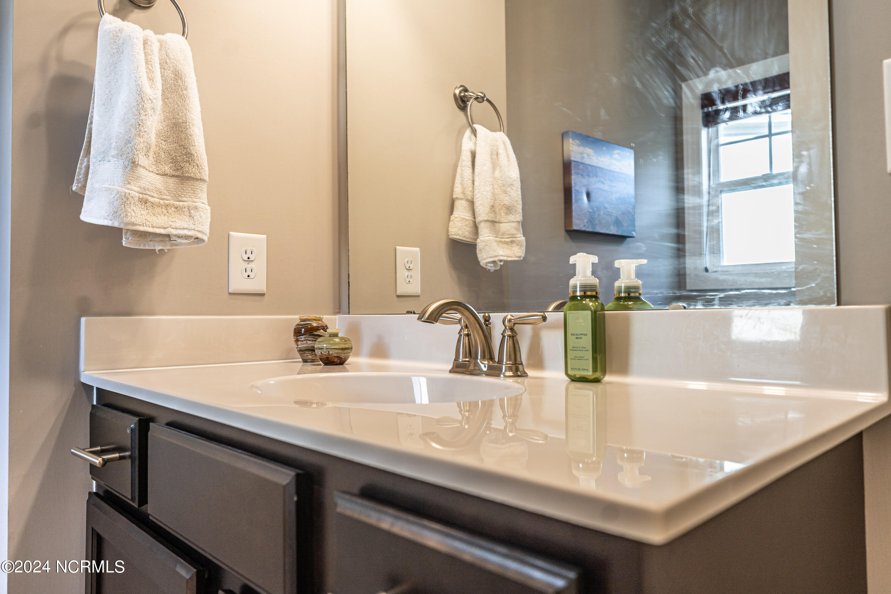 415 N Bracken Fern Lane