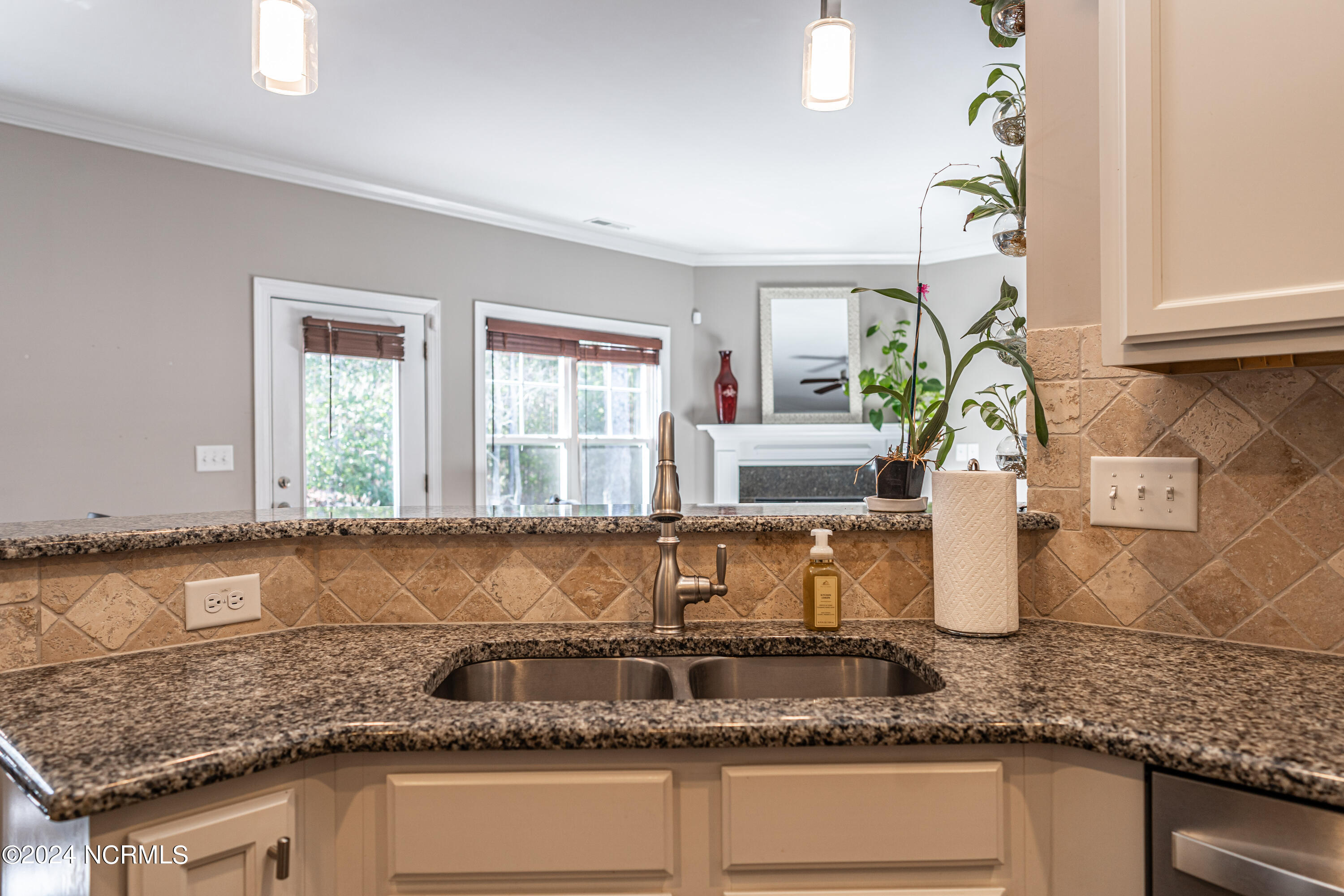 415 N Bracken Fern Lane