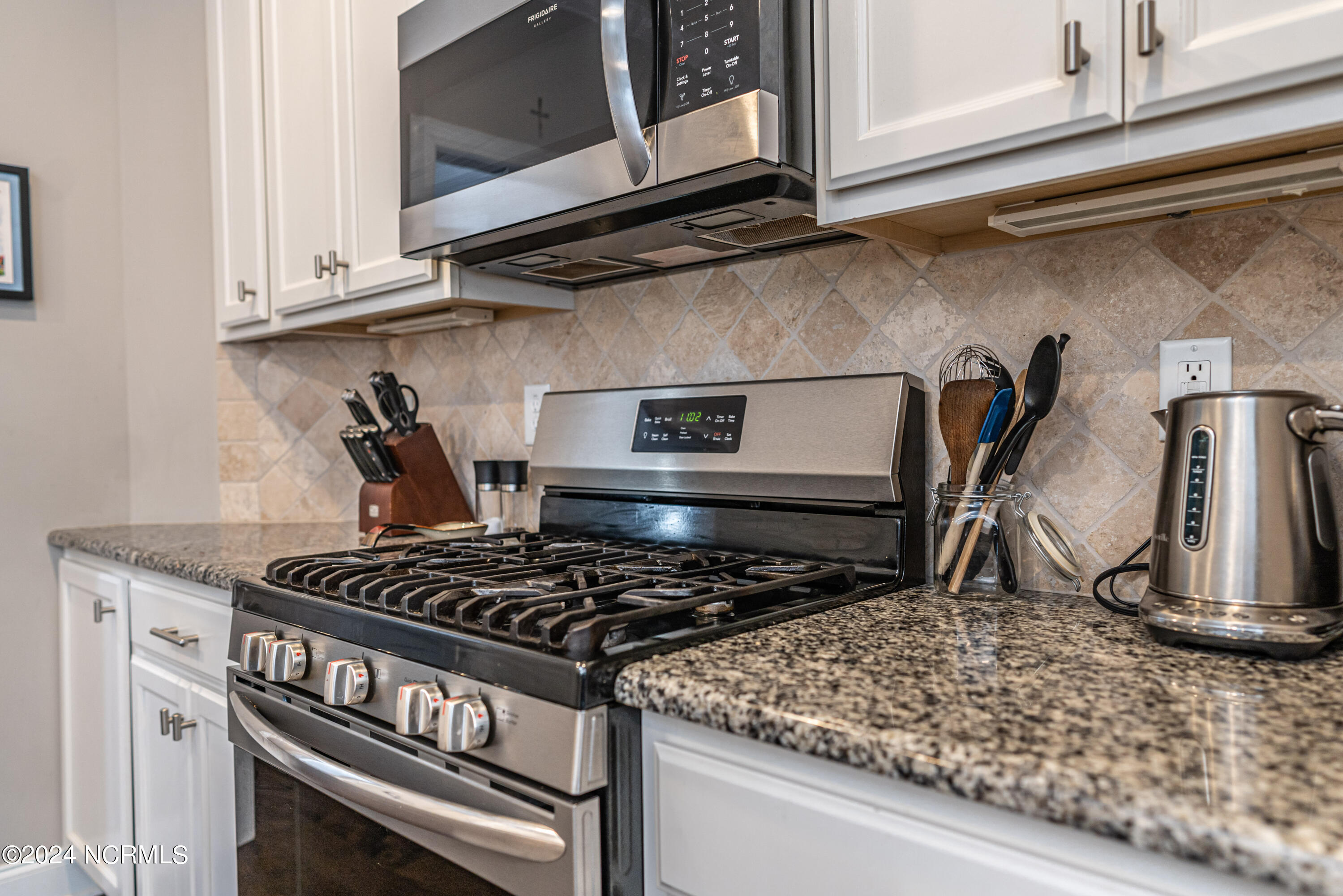 415 N Bracken Fern Lane