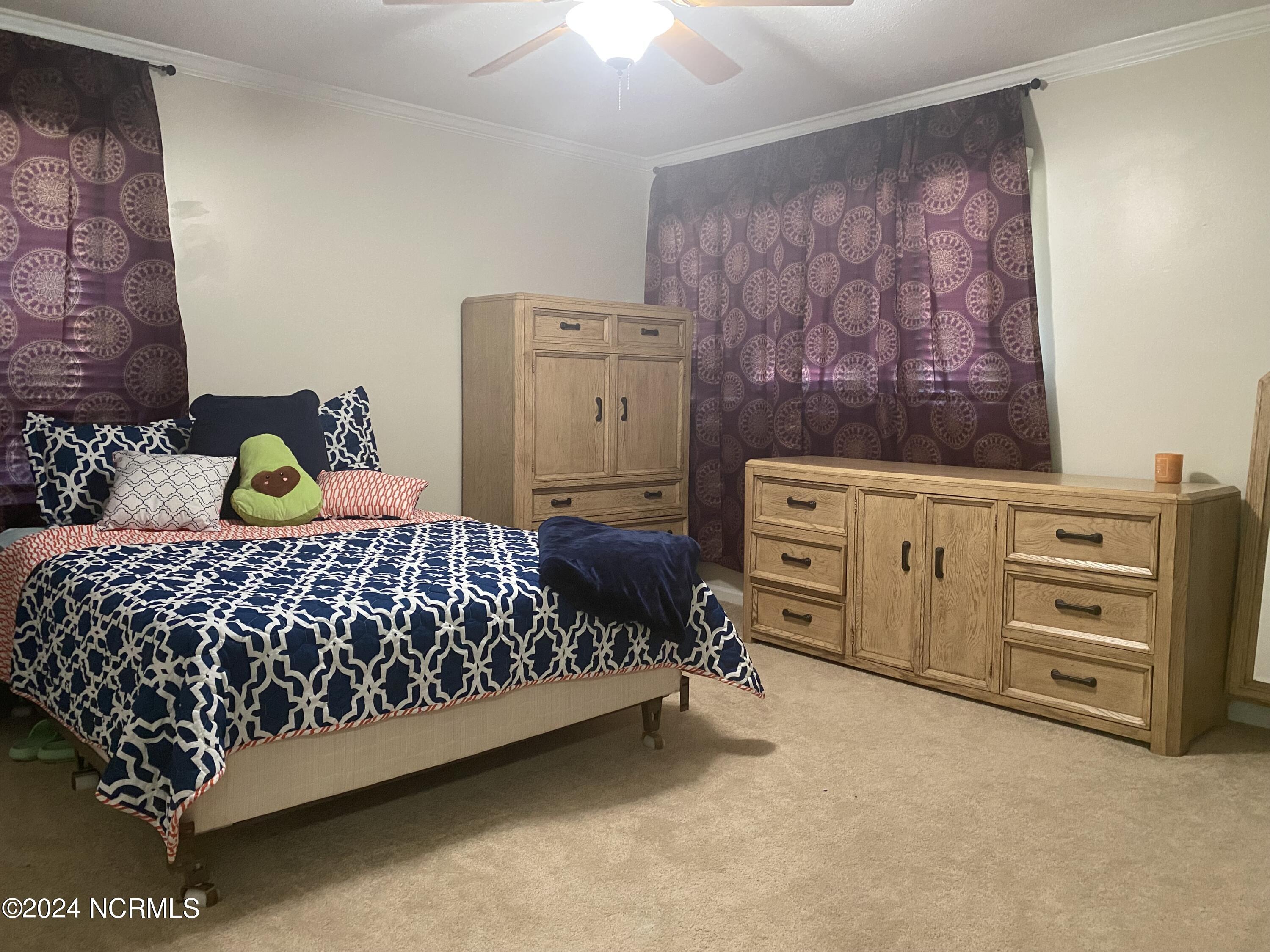 206 W Barrett Street