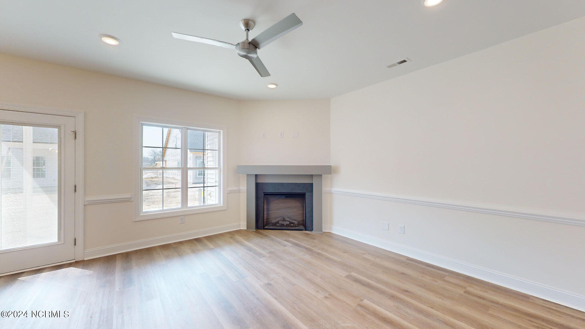 2005 Newbury Way B