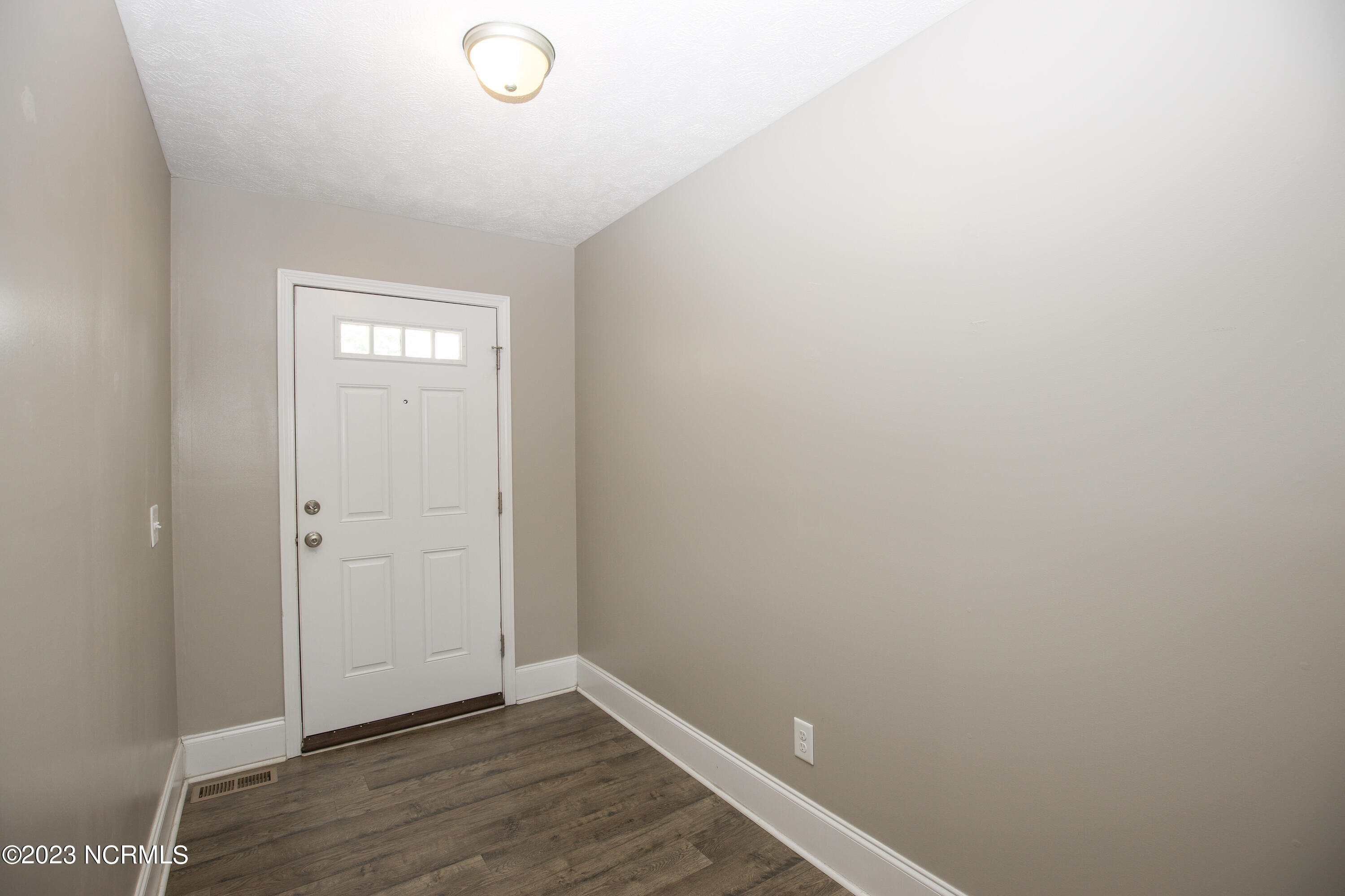 111 Lightwater Drive