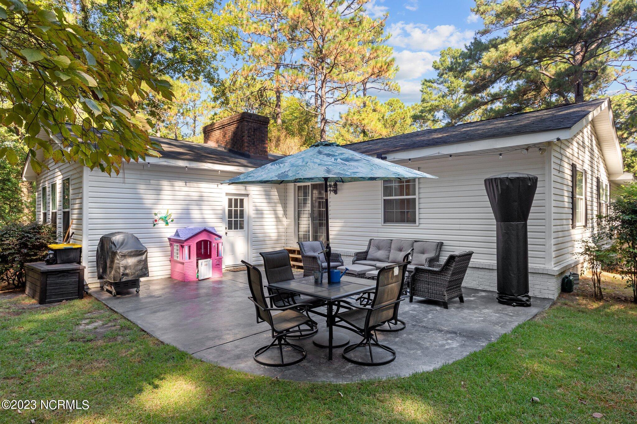 40 Torrey Pines Lane