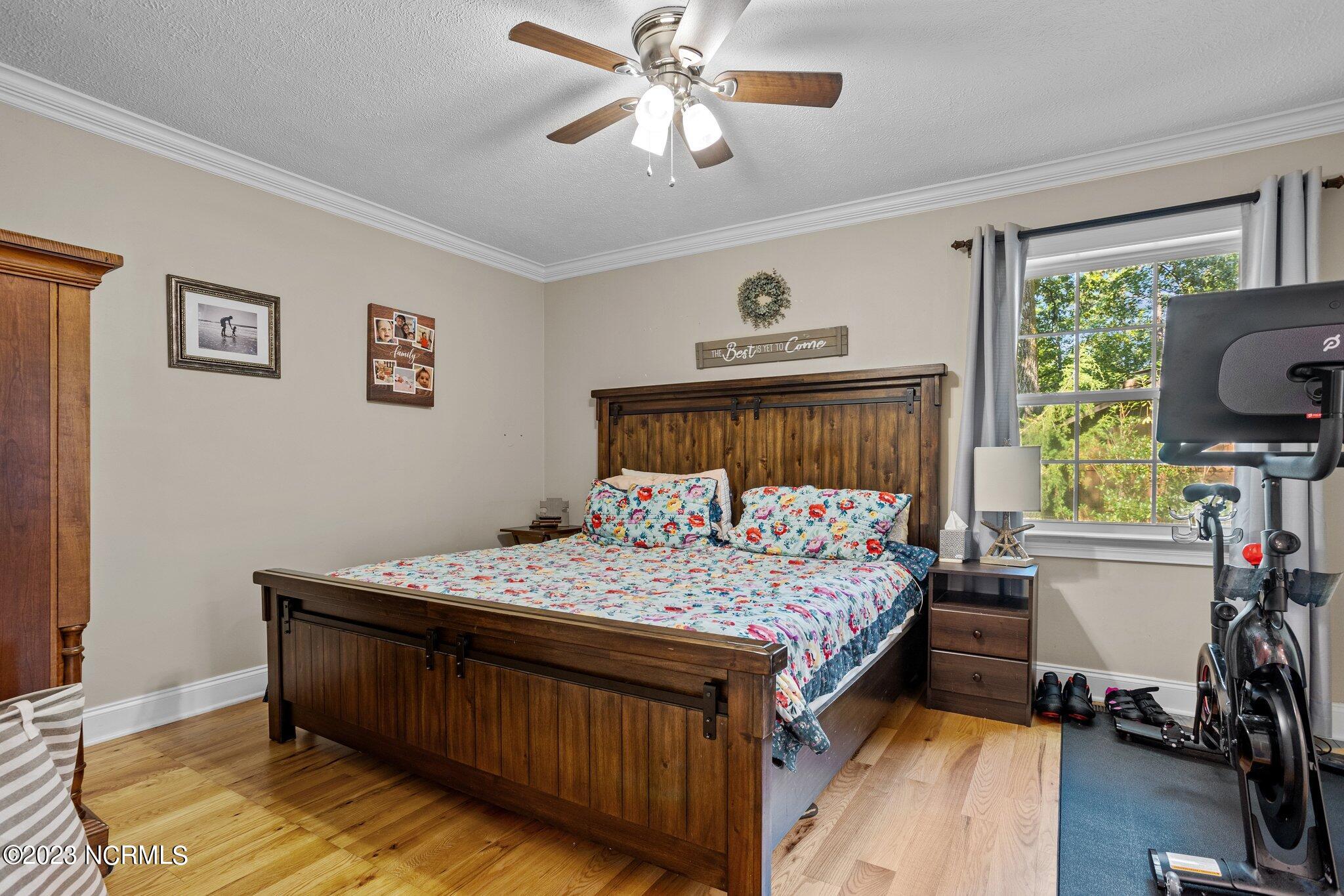 40 Torrey Pines Lane