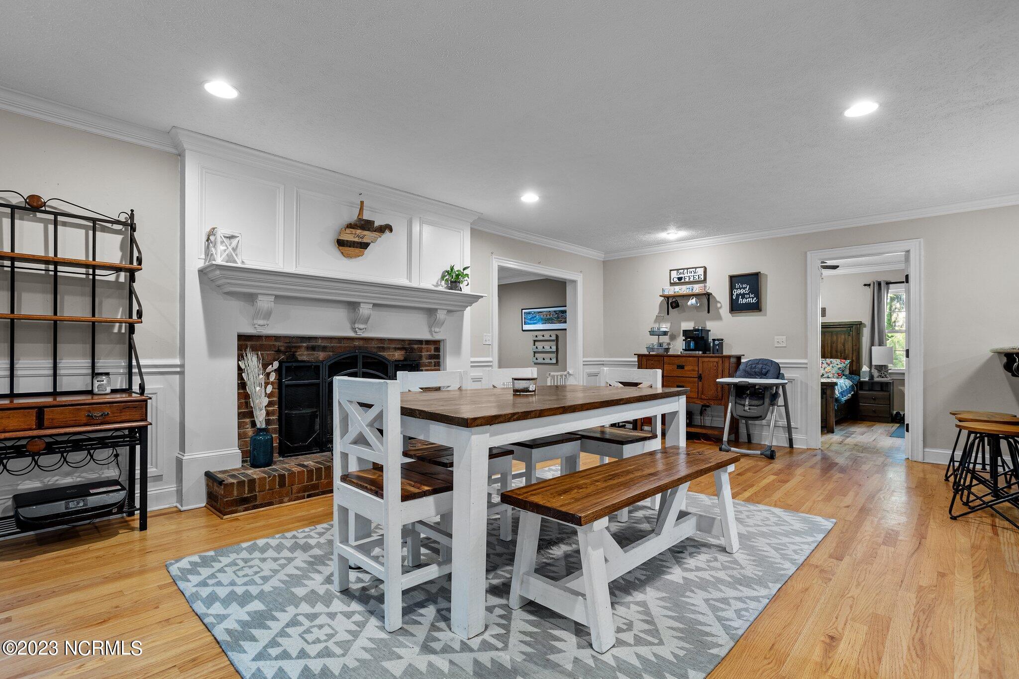 40 Torrey Pines Lane