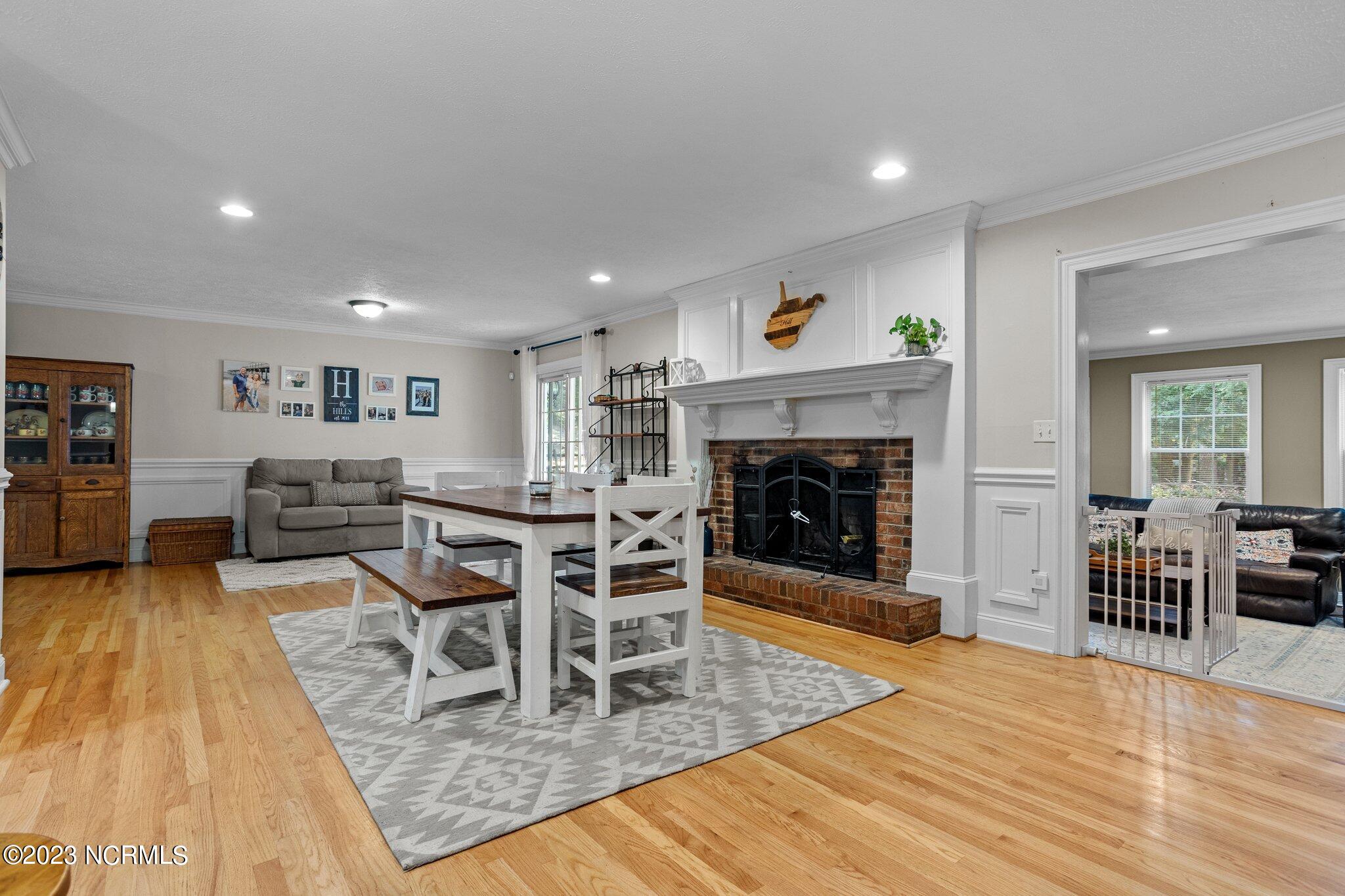 40 Torrey Pines Lane