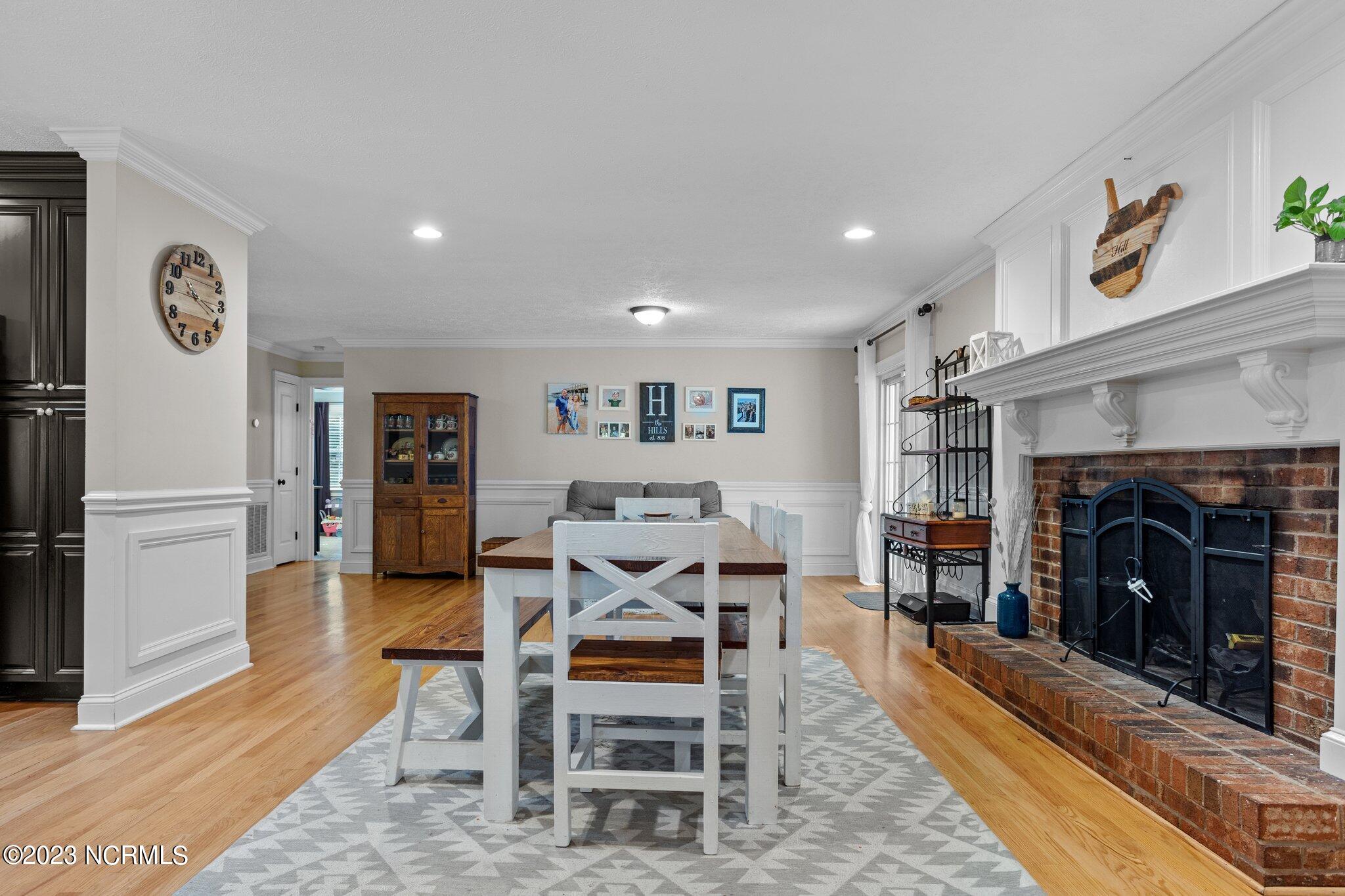 40 Torrey Pines Lane