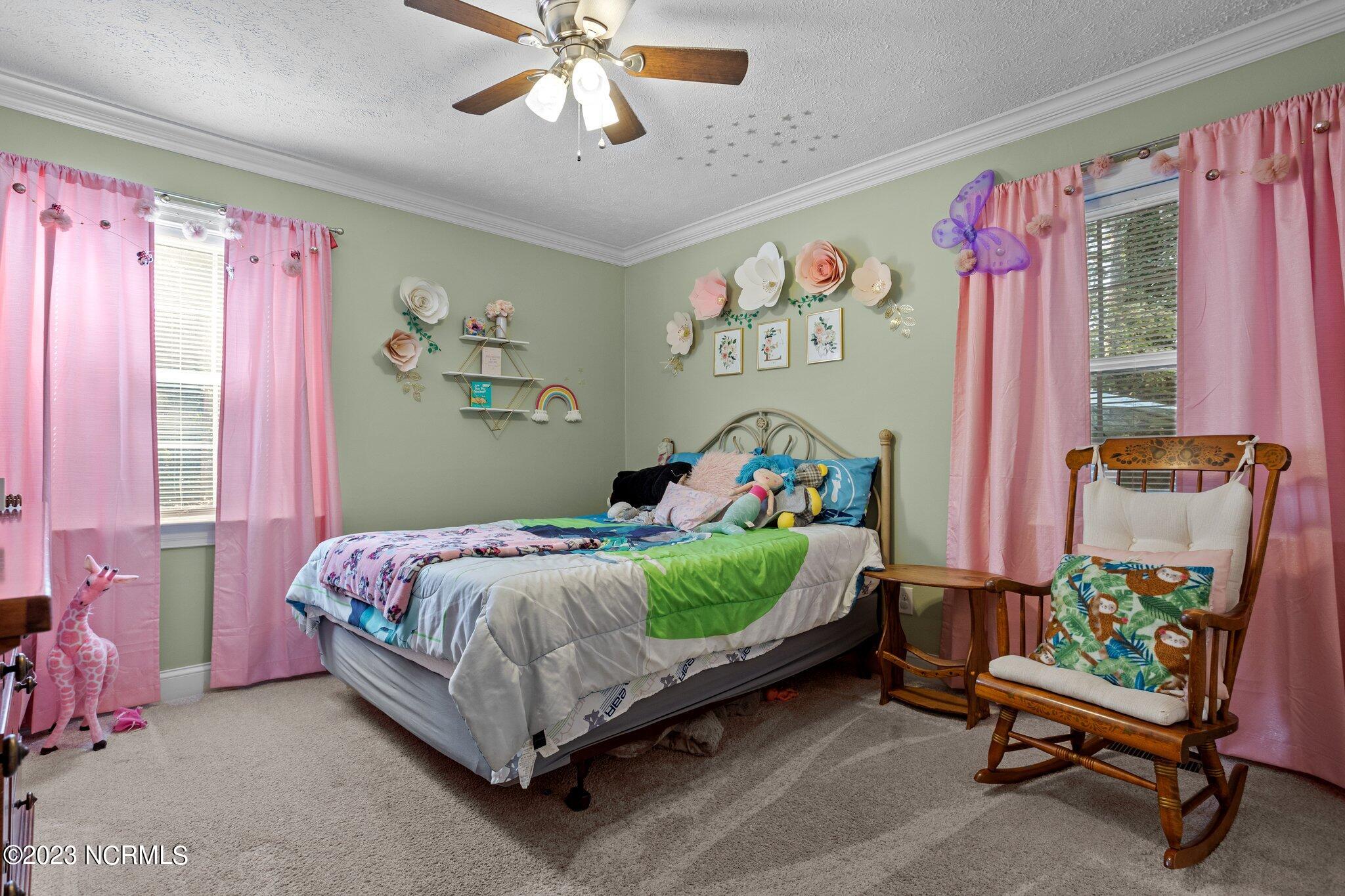 40 Torrey Pines Lane