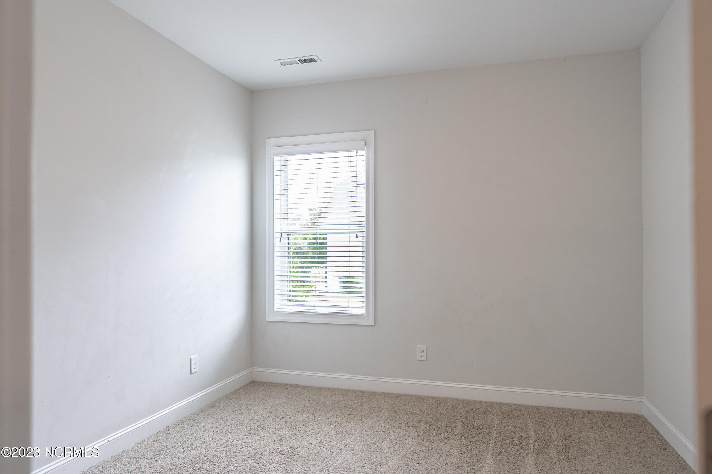 515 Goldenleaf Circle