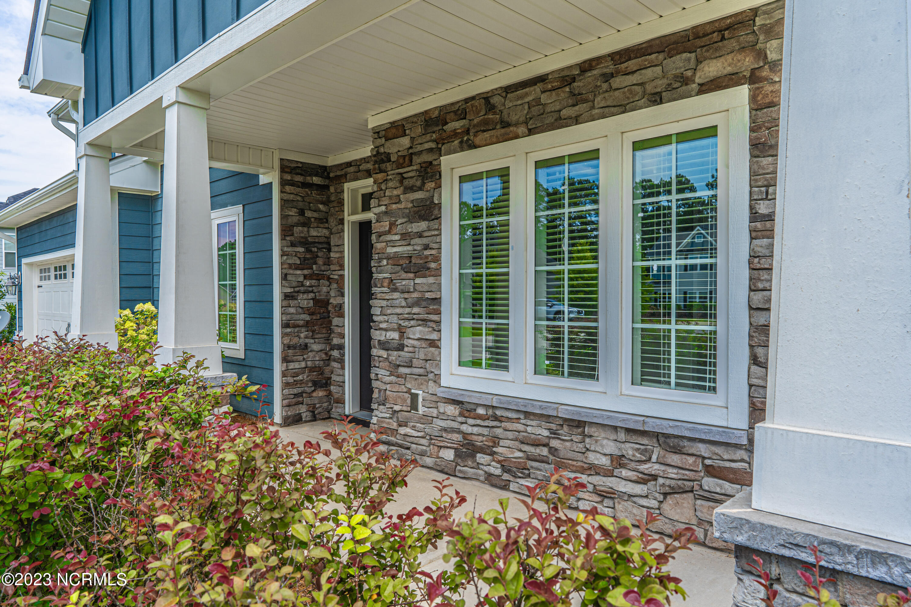 515 Goldenleaf Circle