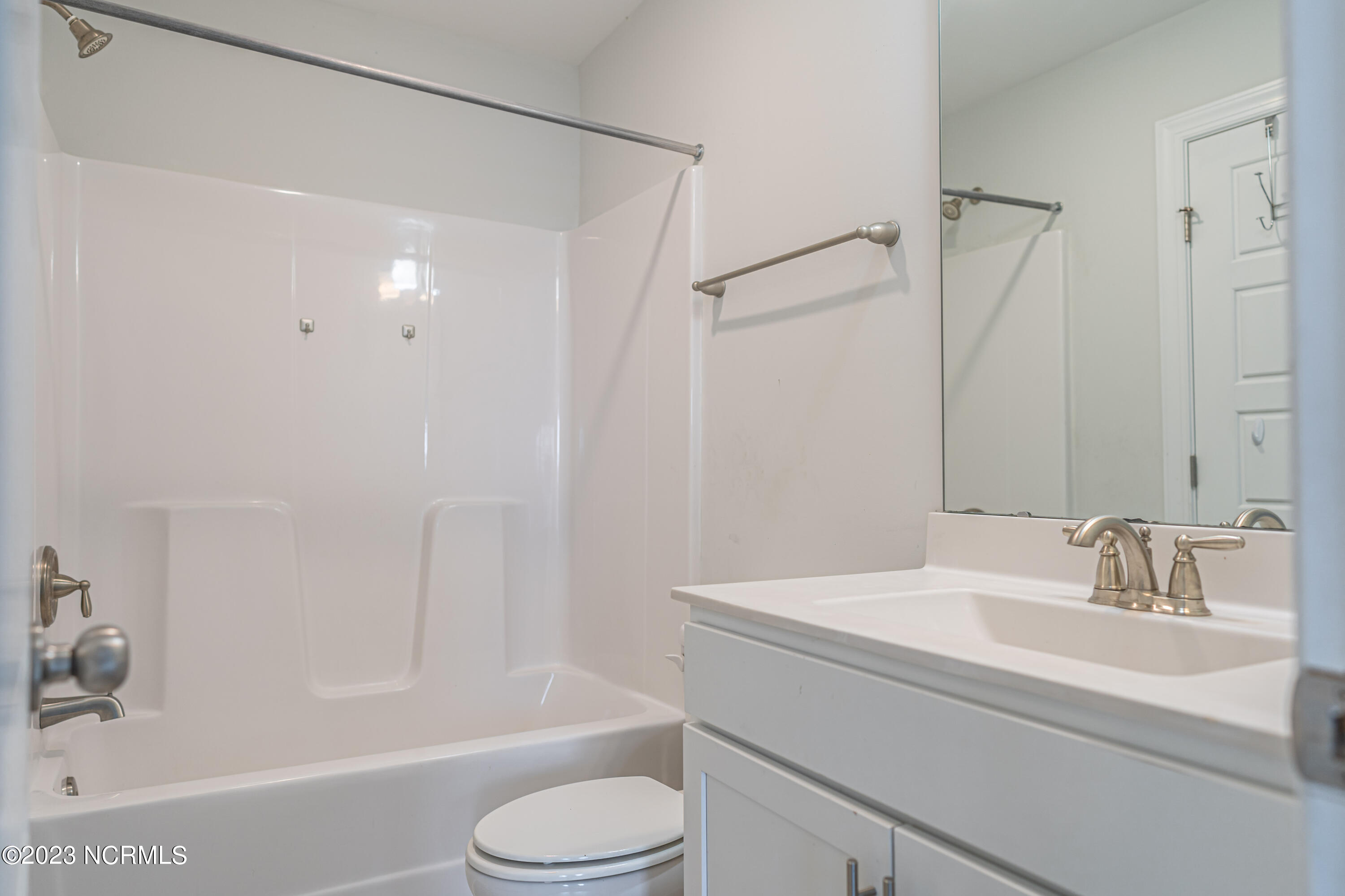 515 Goldenleaf Circle