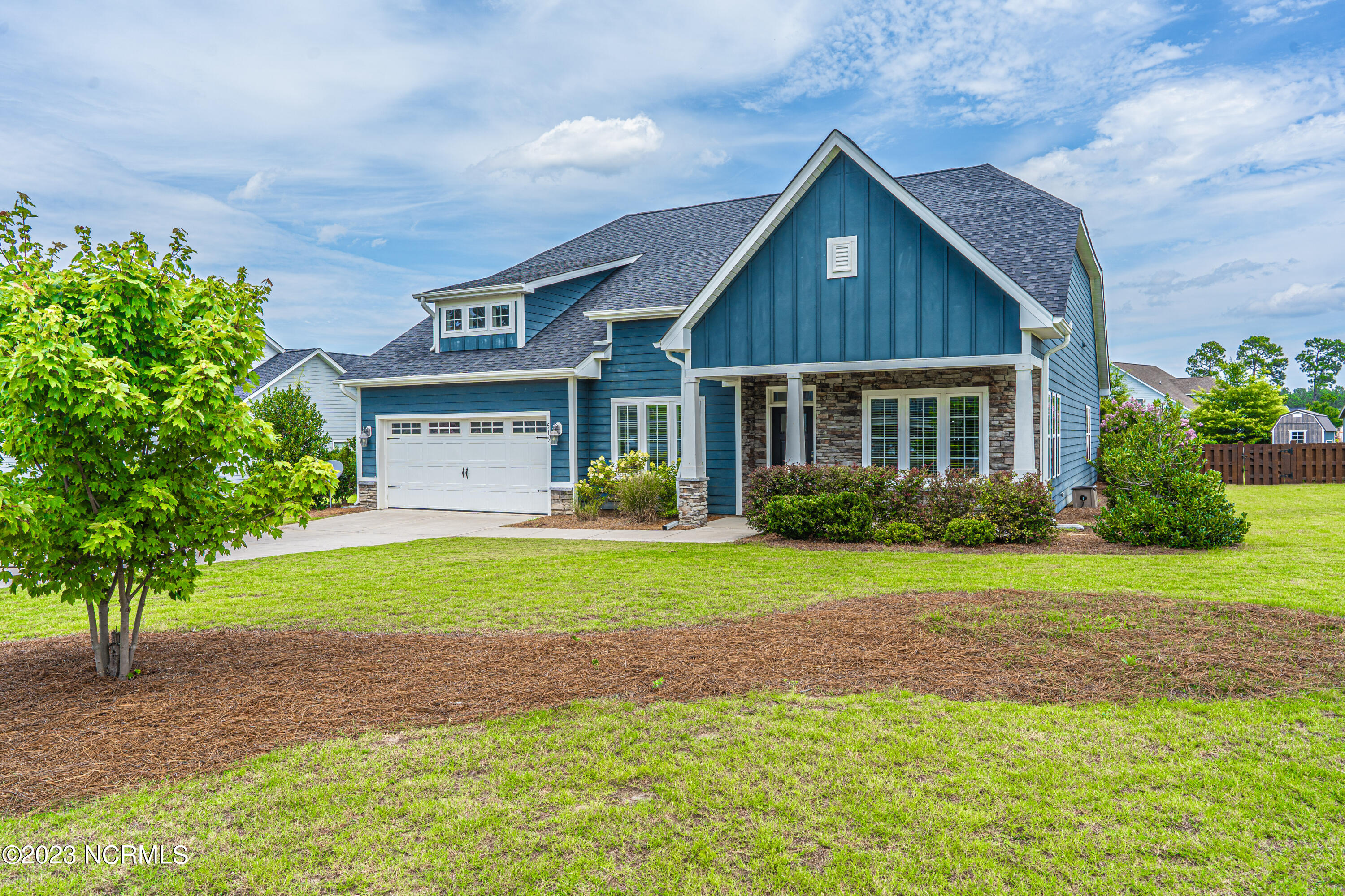 515 Goldenleaf Circle