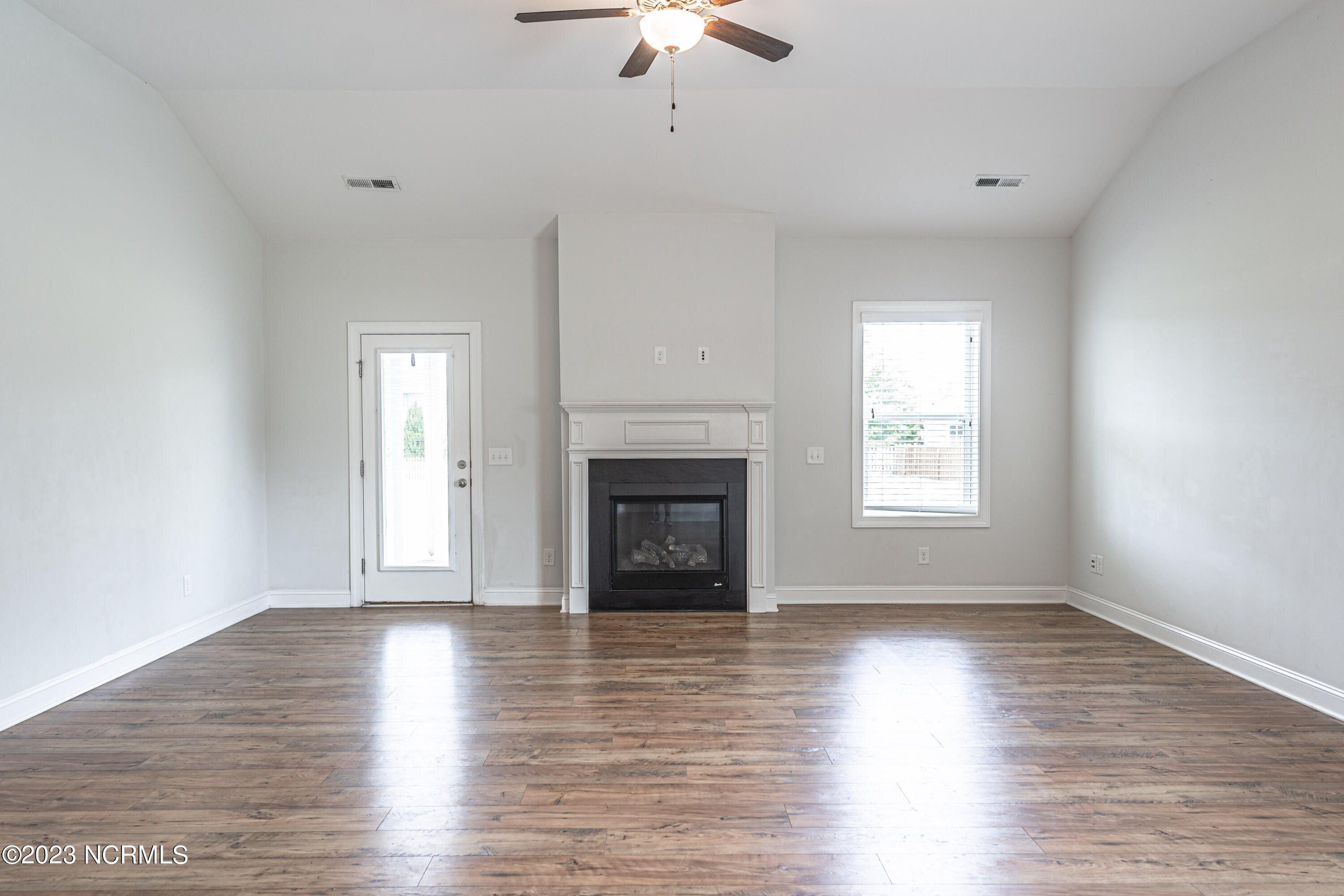 515 Goldenleaf Circle