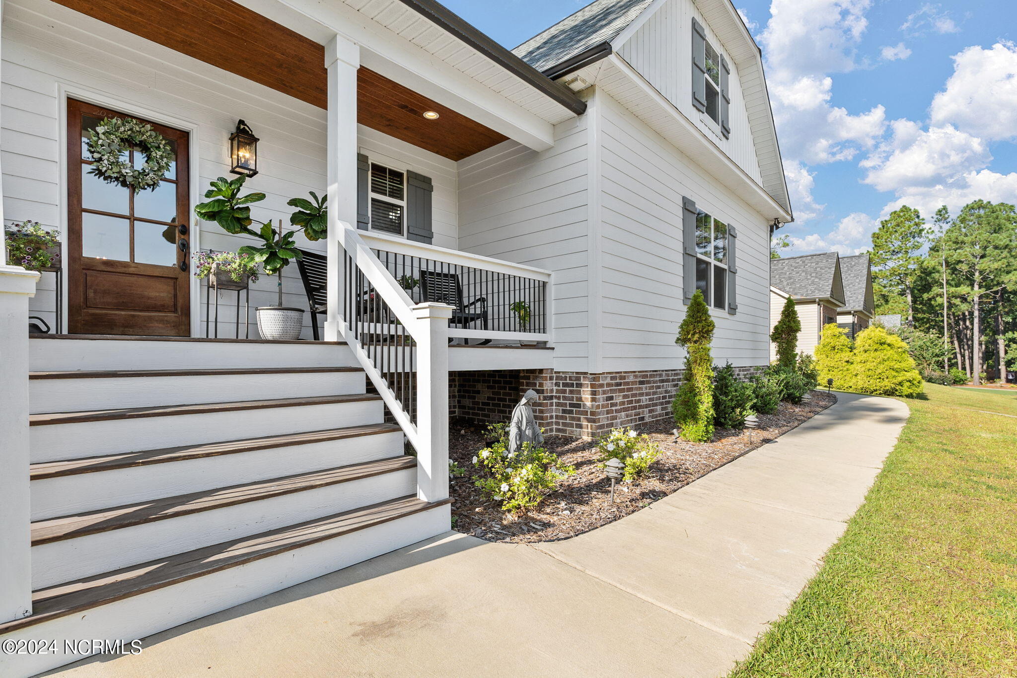 128 Andrews Drive
