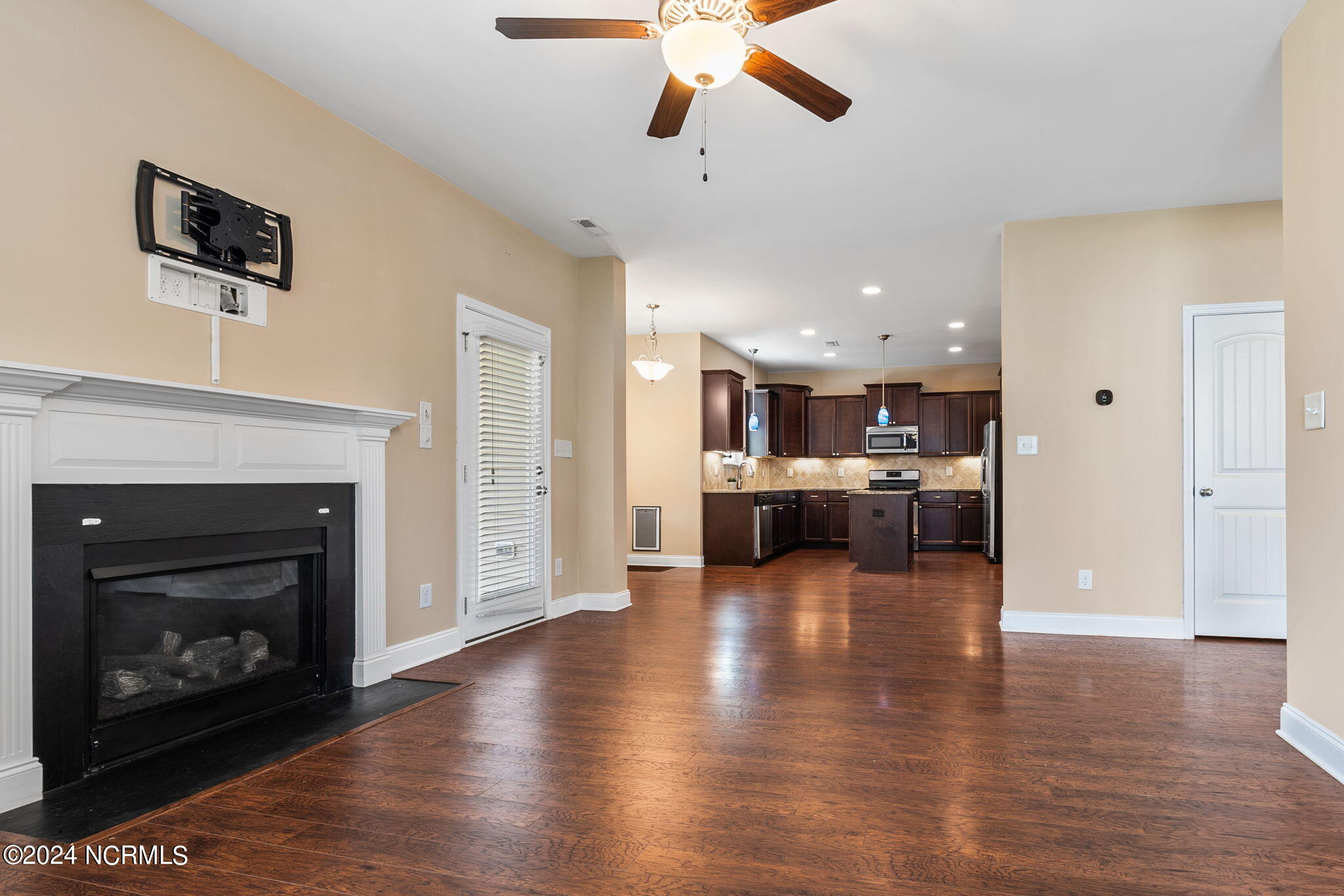 121 Bagpipe Lane
