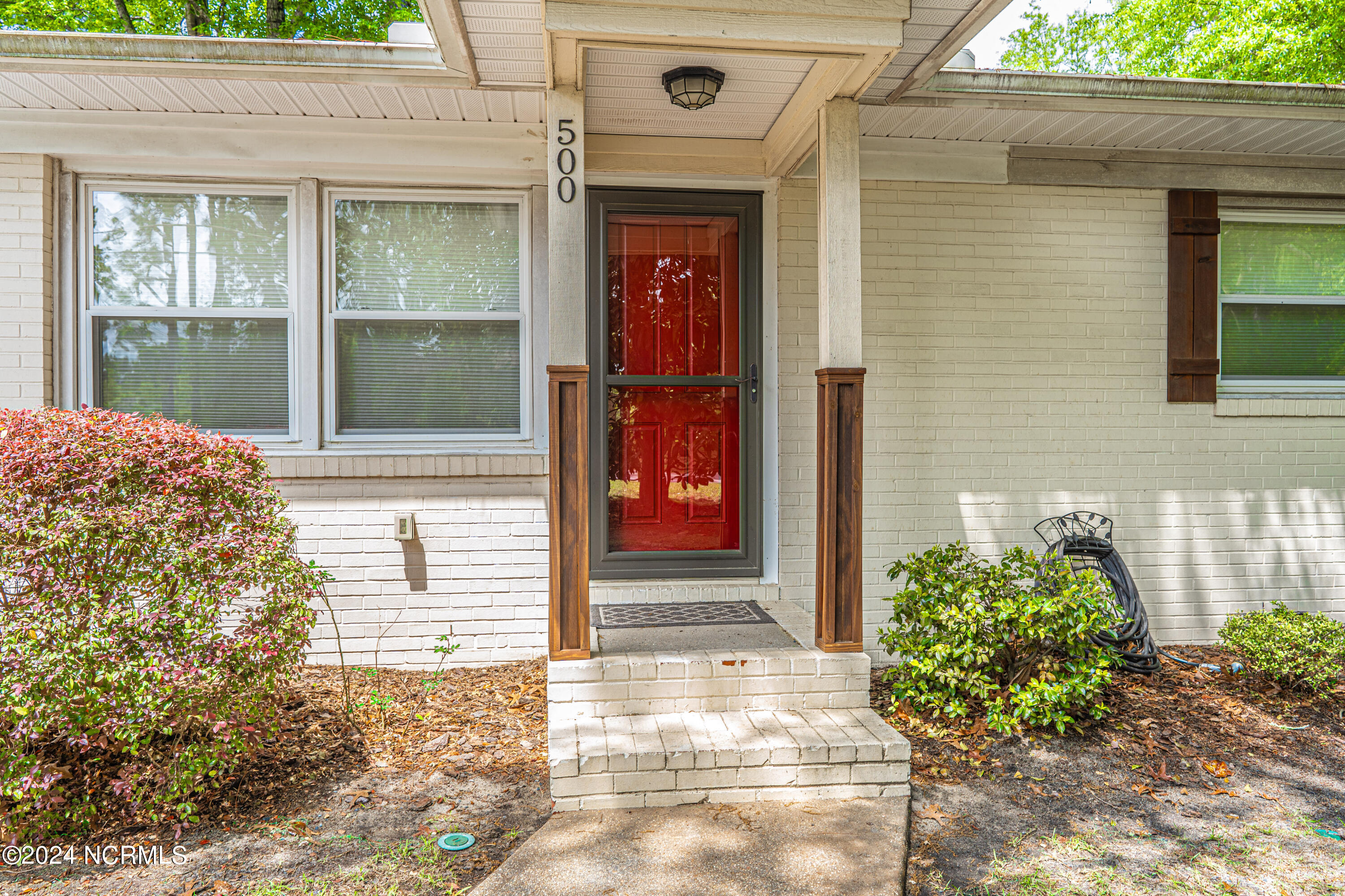500 N Leak Street