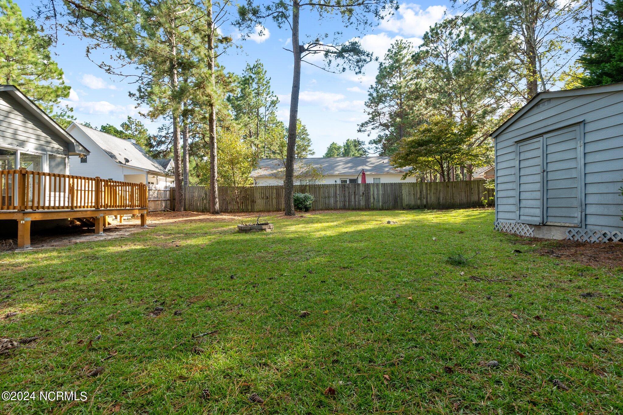 1450 Longleaf Drive E